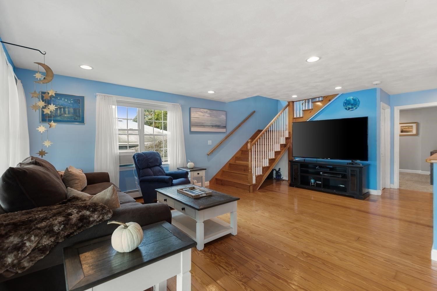 9 Tibbetts Ave Property Photo 24