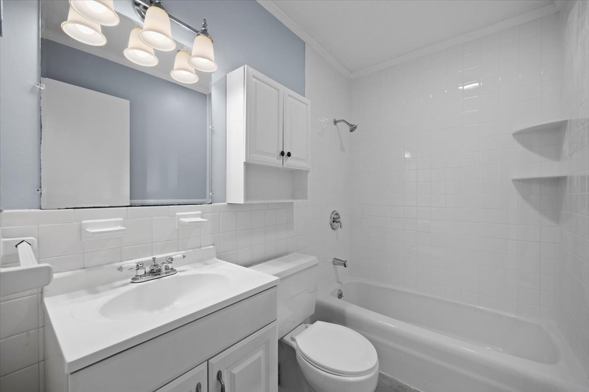 1 Chapel Hill Dr # 10 Property Photo 12