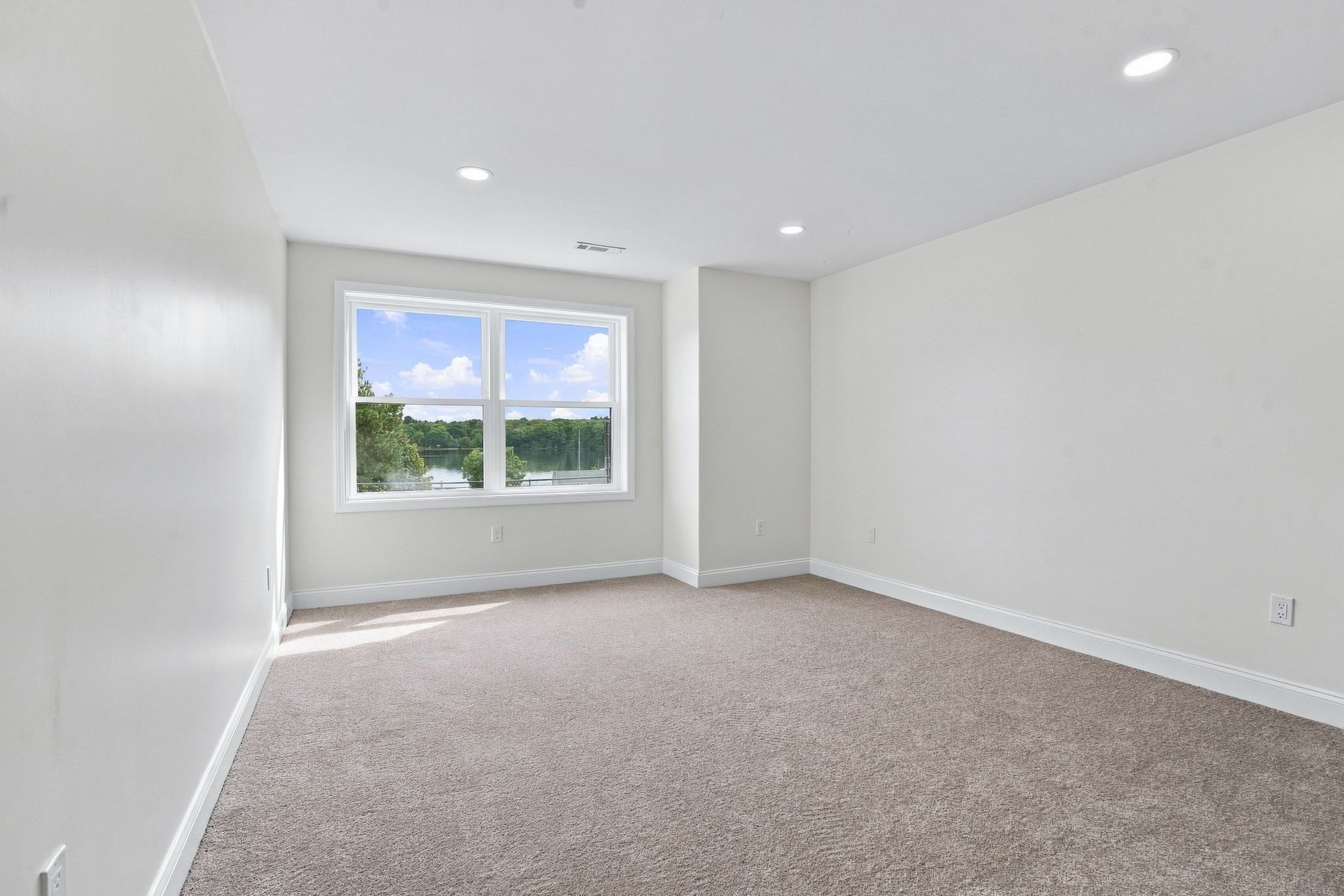 2120 Water St # 2 Property Photo 19