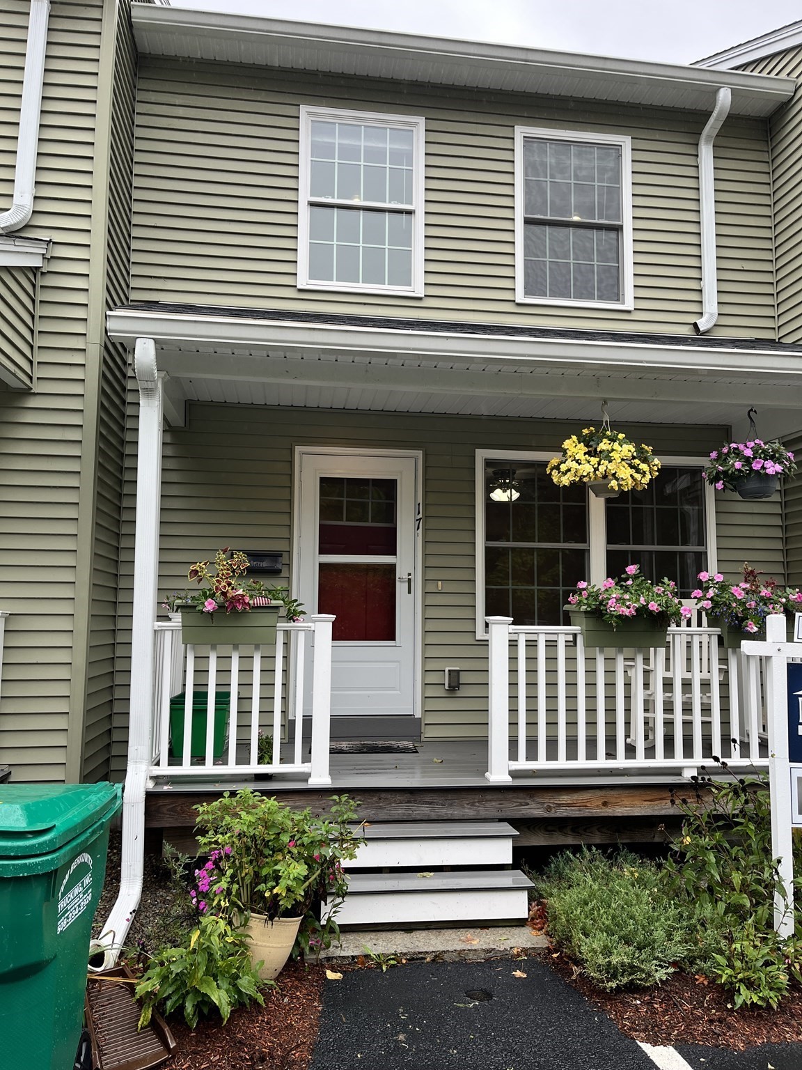 17 Arcade Street # B Property Photo 1