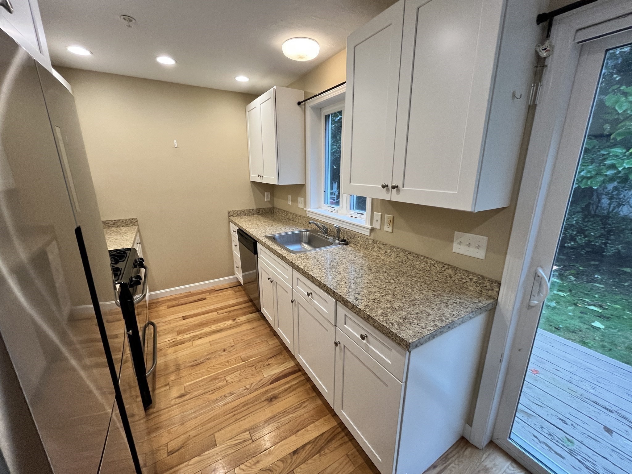 17 Arcade Street # B Property Photo 6
