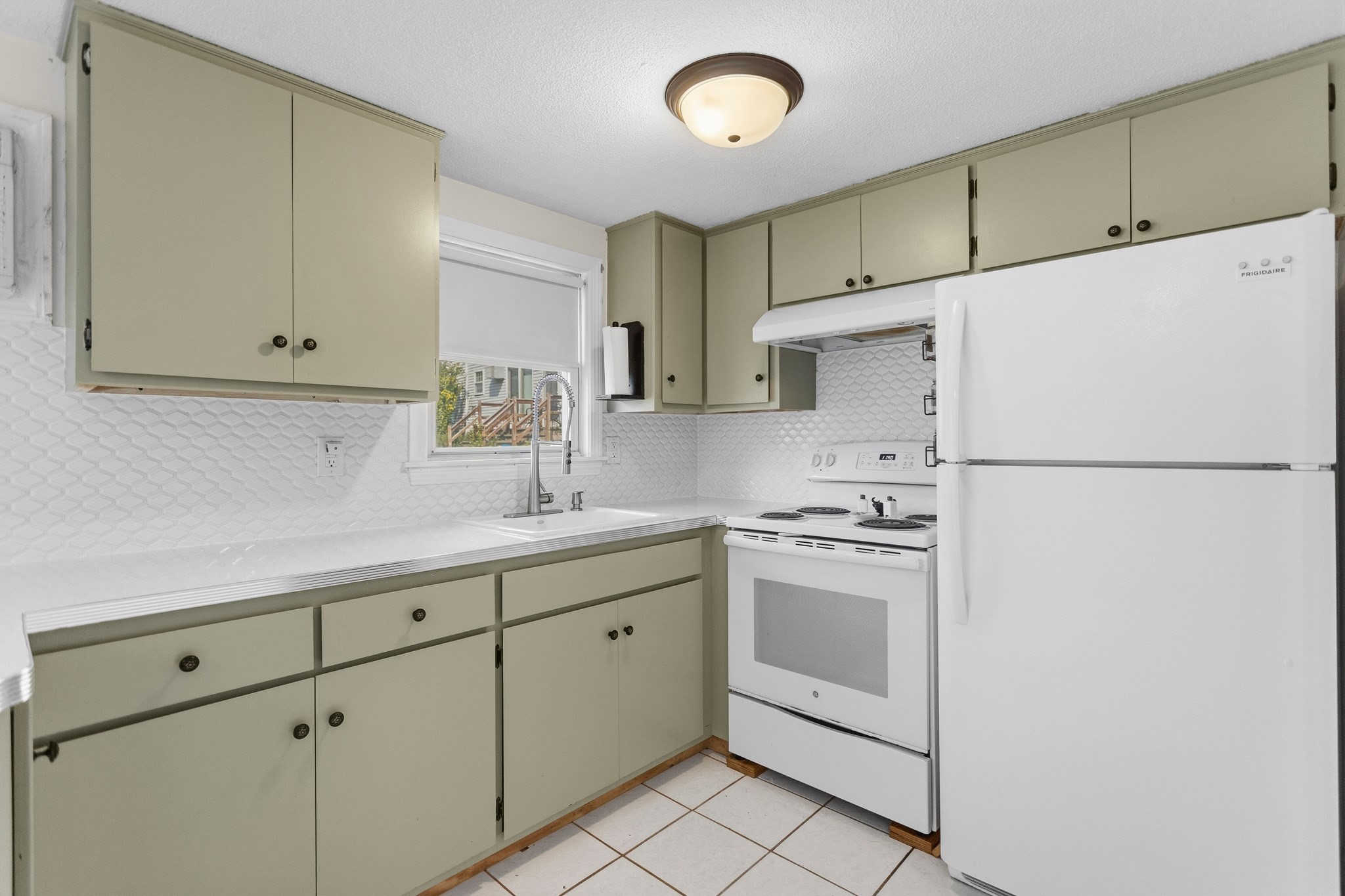 18 Westford Road # 34 Property Photo 10