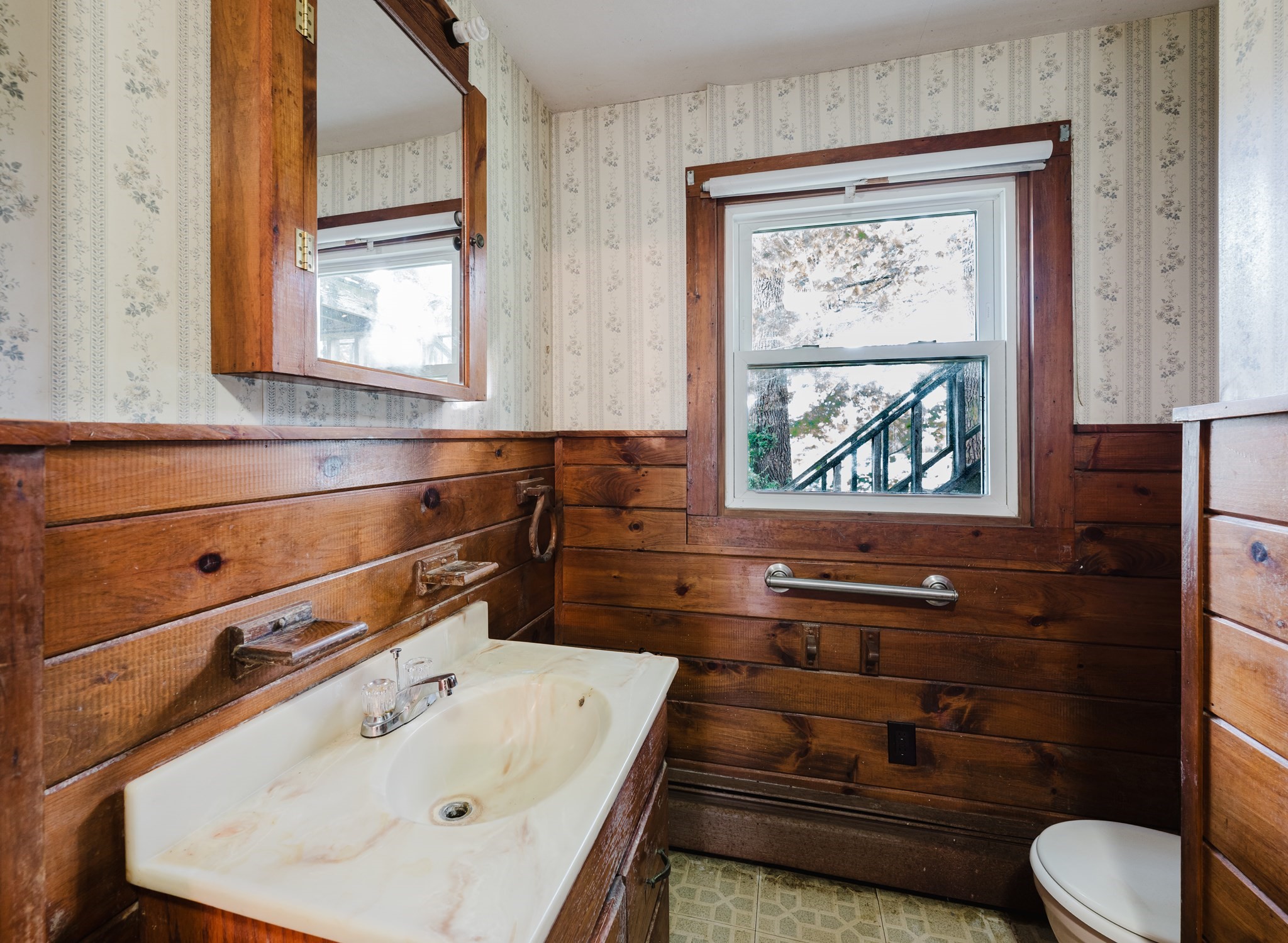 16 Tremont St. Property Photo 22