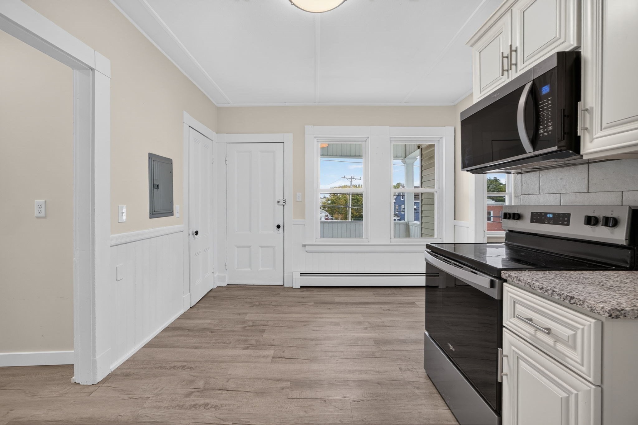 16 Berkeley St Property Photo 29