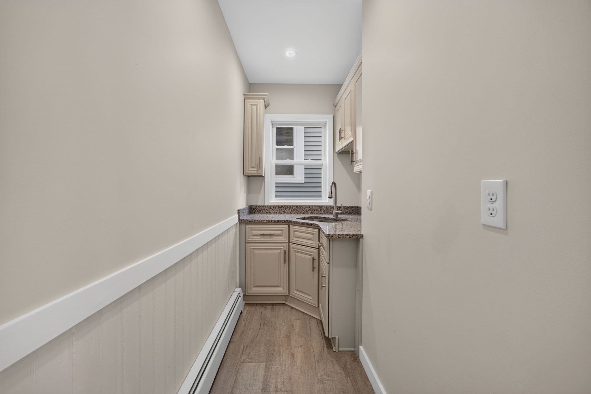 16 Berkeley St Property Photo 31