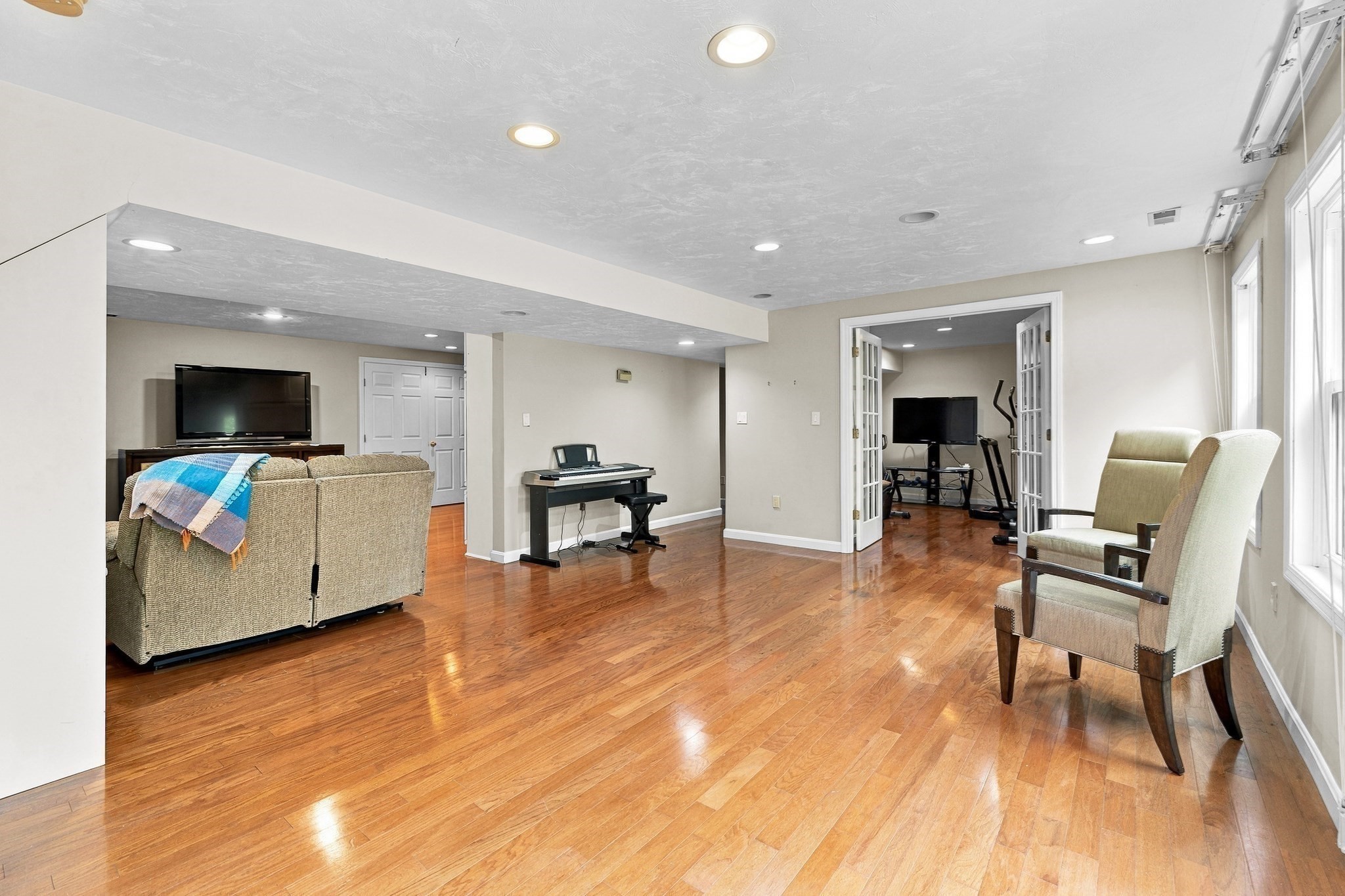 12 Lancelot Road Property Photo 28