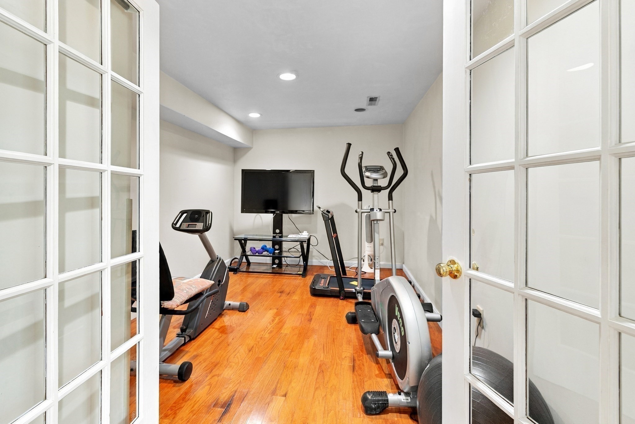 12 Lancelot Road Property Photo 29