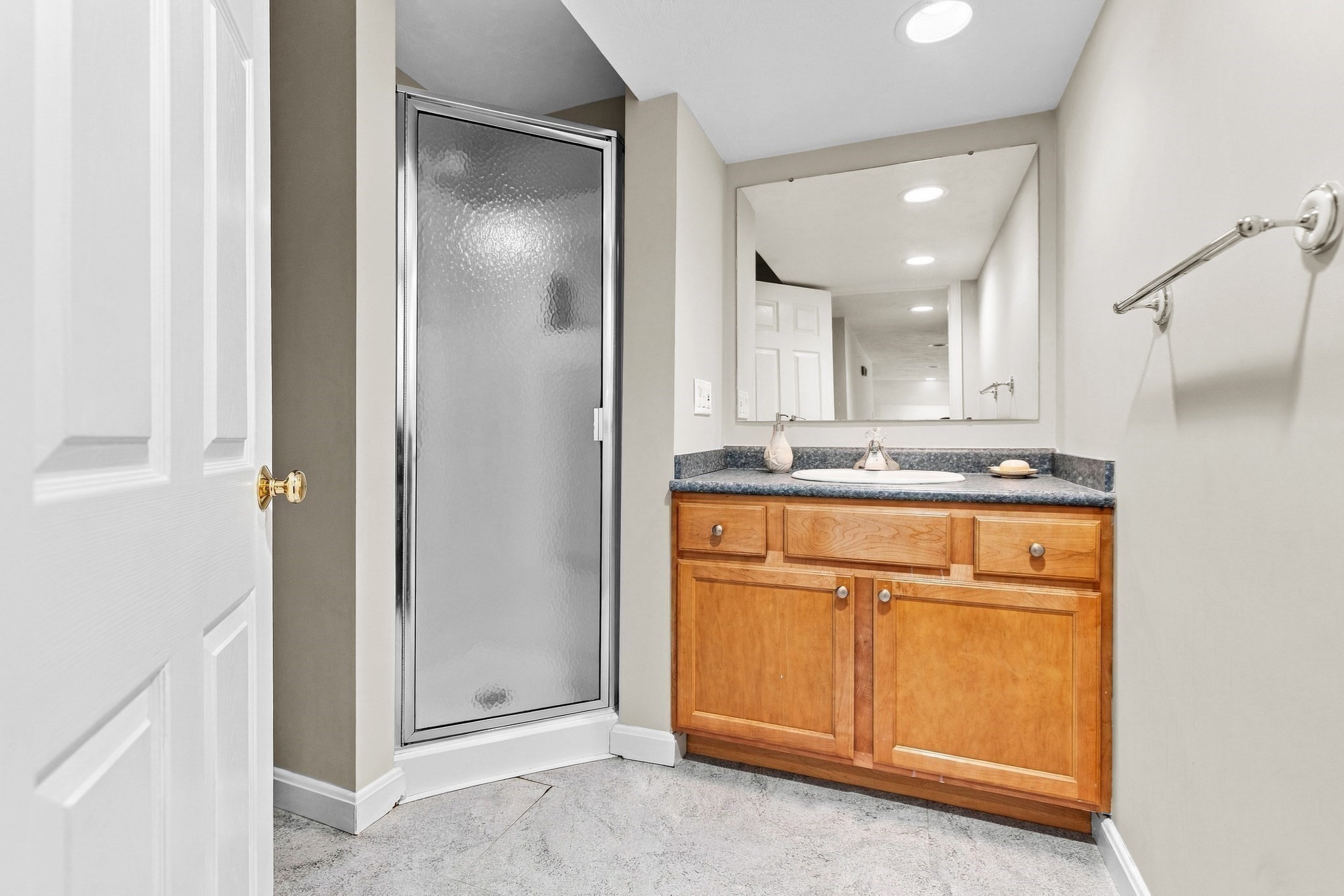 12 Lancelot Road Property Photo 31
