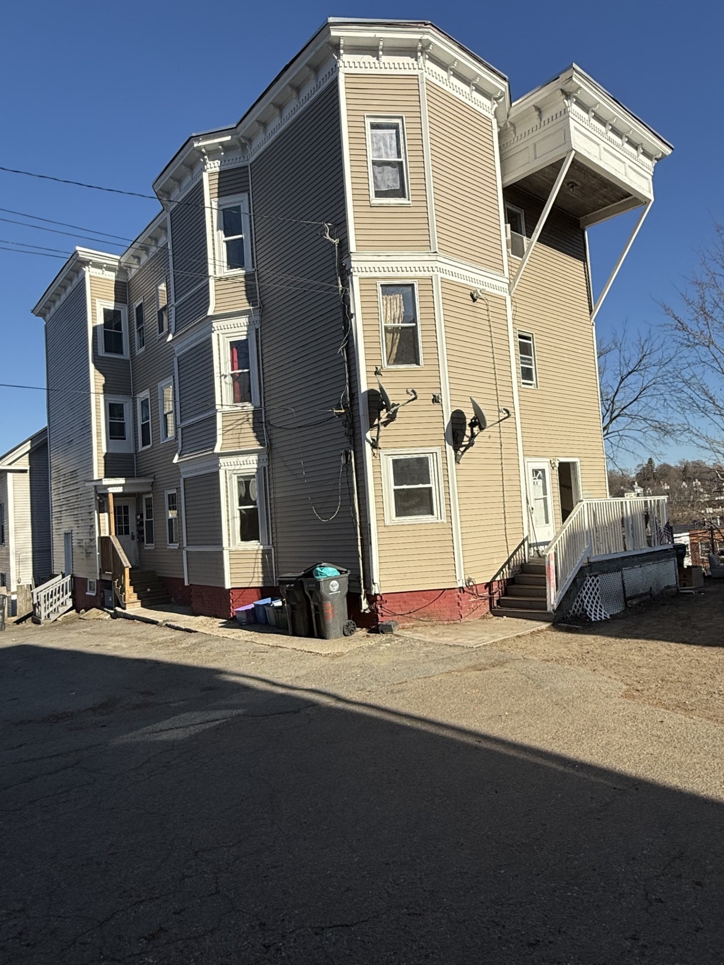 254 Washington St # 1r Property Photo 1