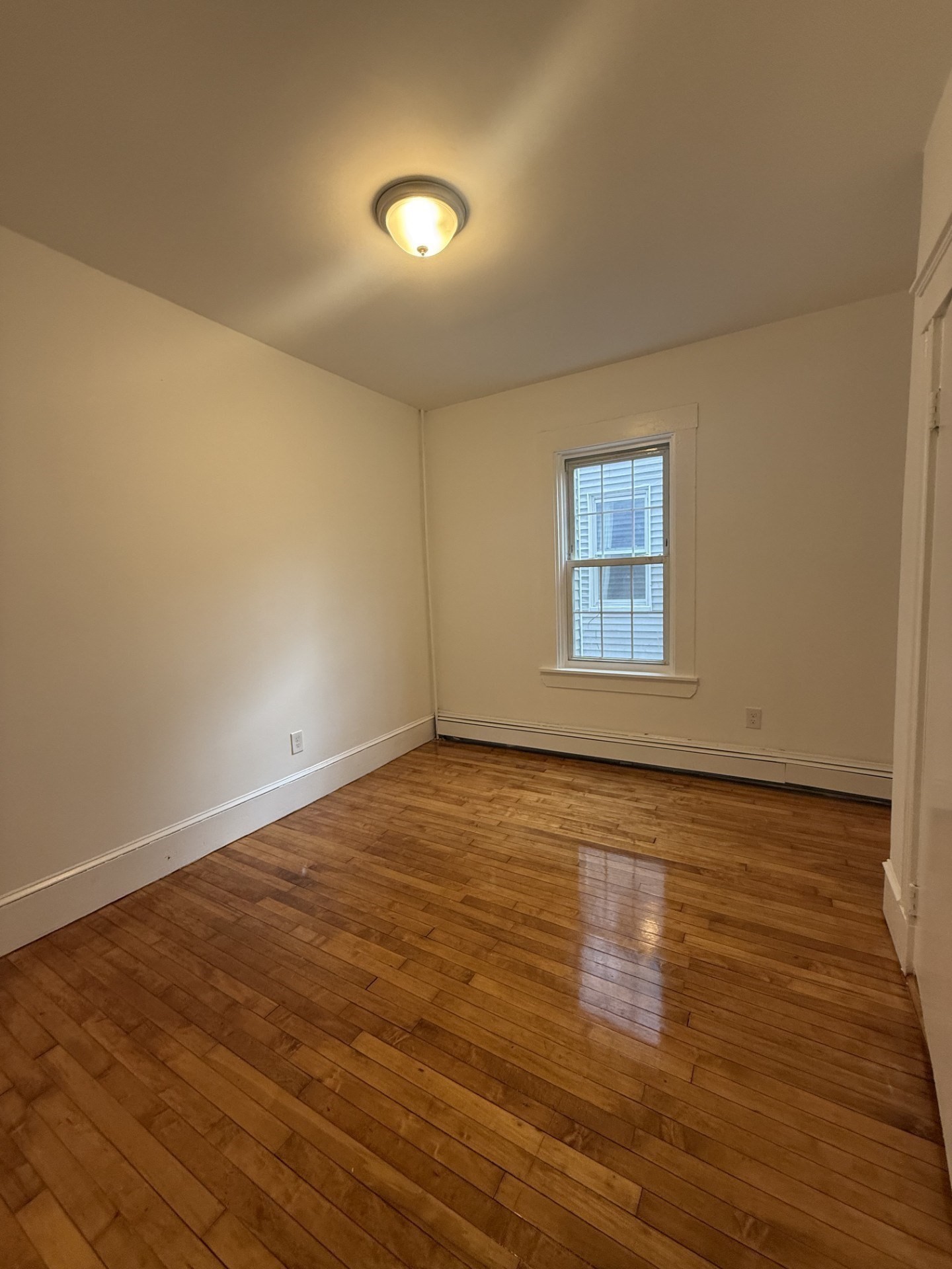 254 Washington St # 1r Property Photo 4