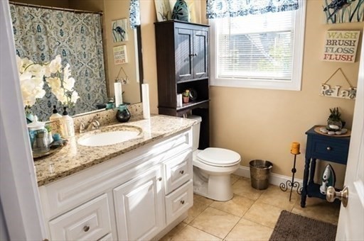 82 Franklin St # 82 Property Photo 6