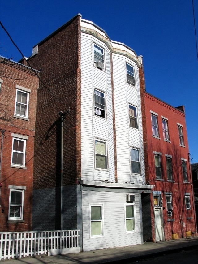 109 Garden St # 2 Property Photo 1