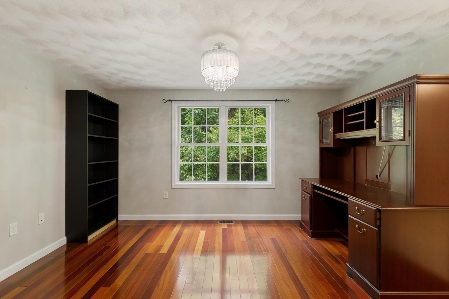 30 Lowe St Property Photo 17