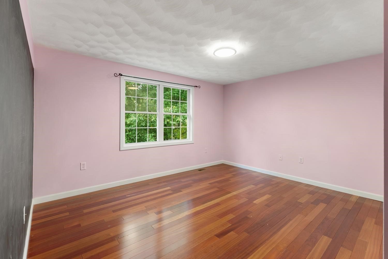 30 Lowe St Property Photo 26