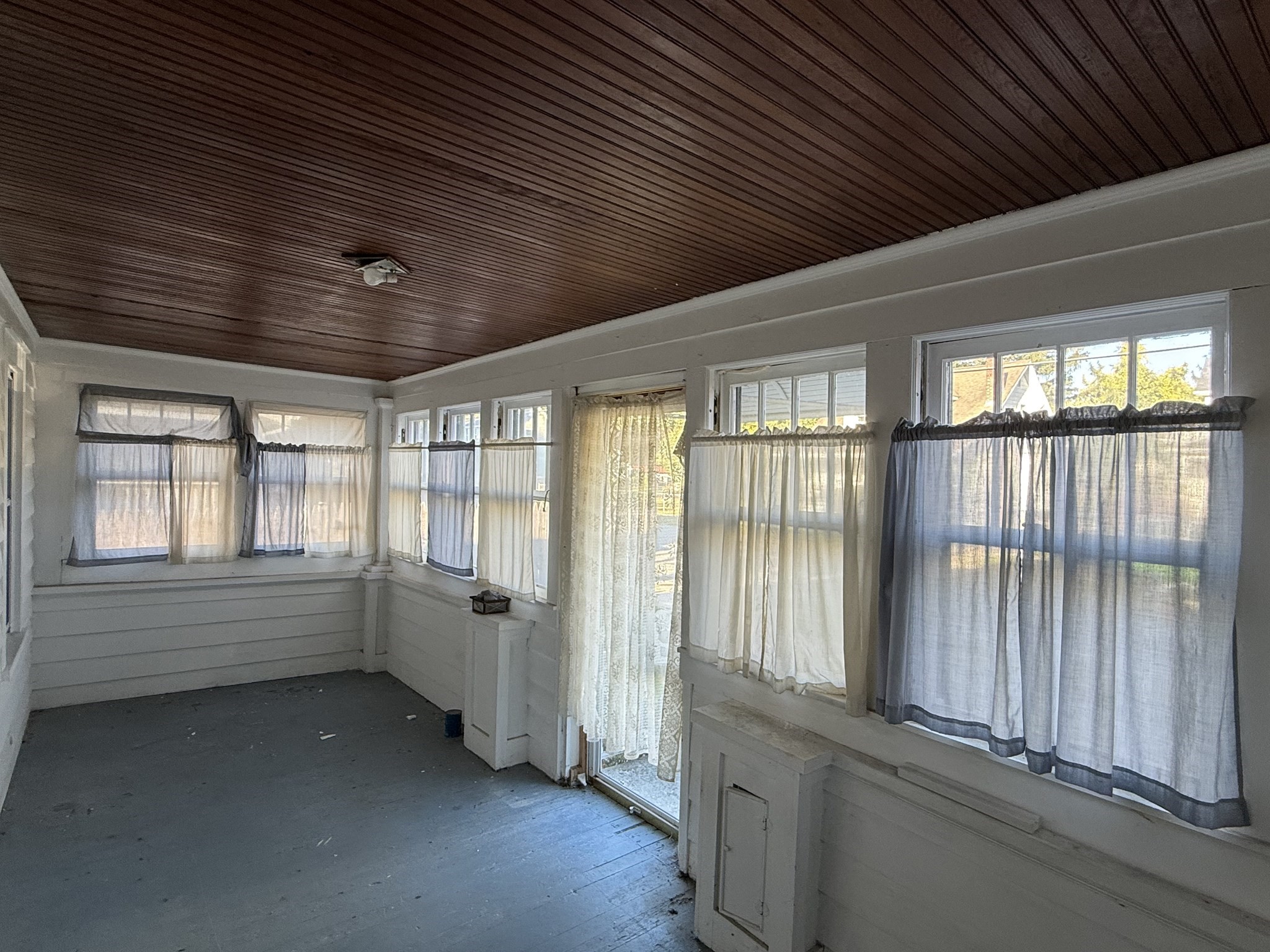 148 Denver St Property Photo 29