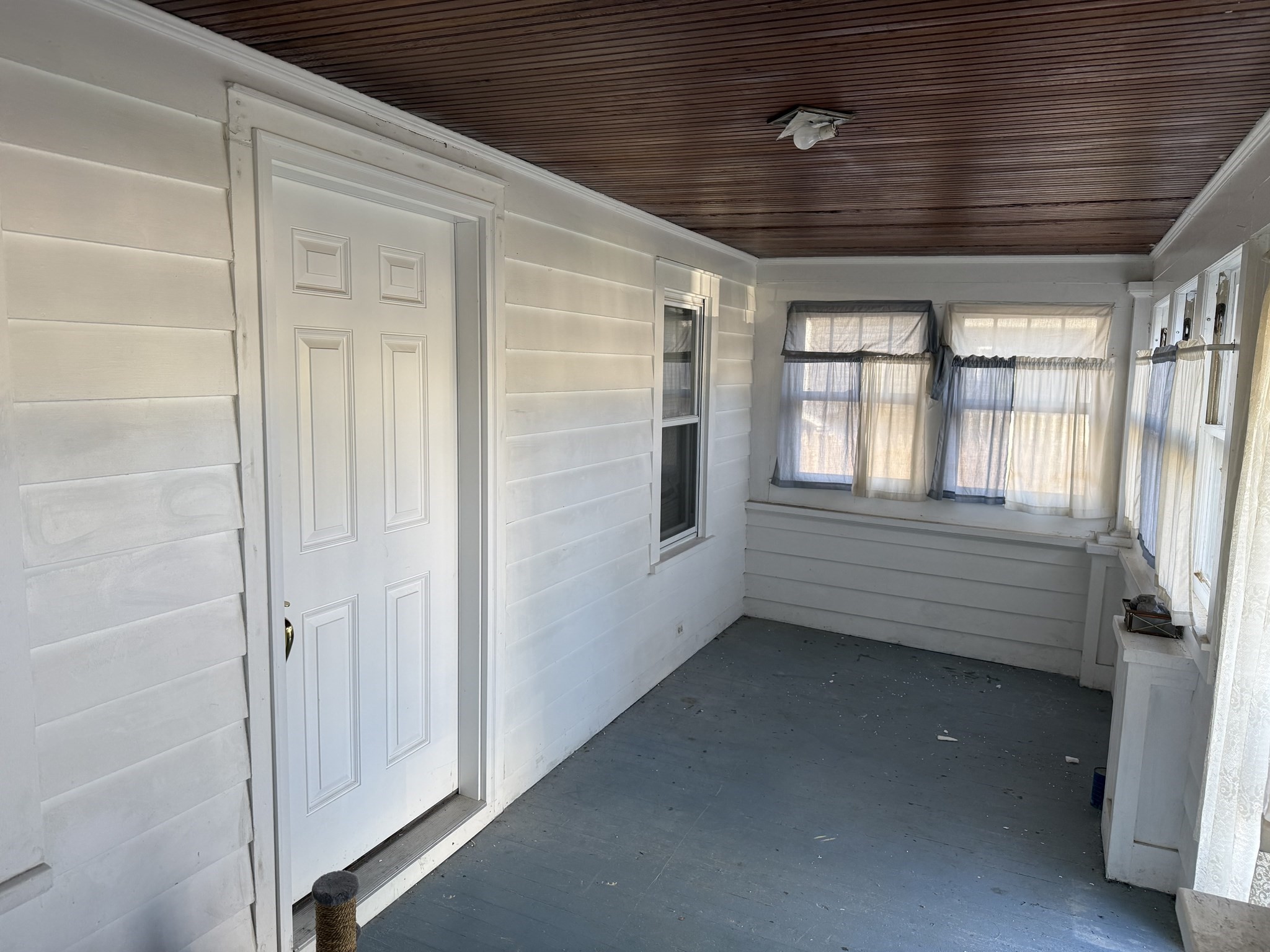 148 Denver St Property Photo 31