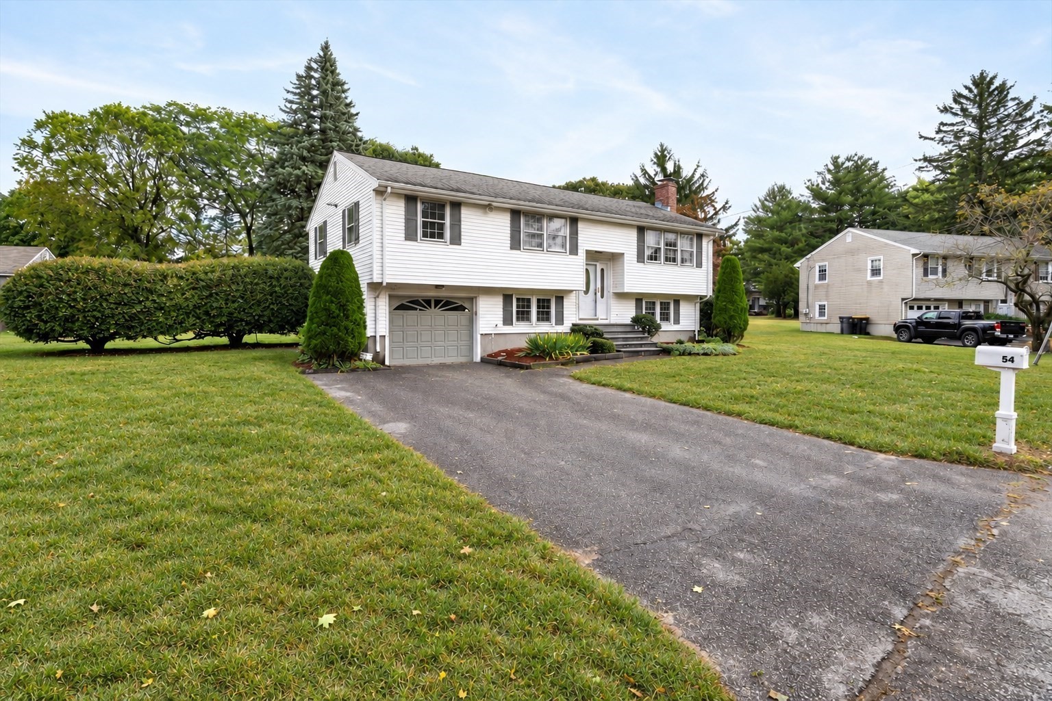54 Apple D'or Road Property Photo 2