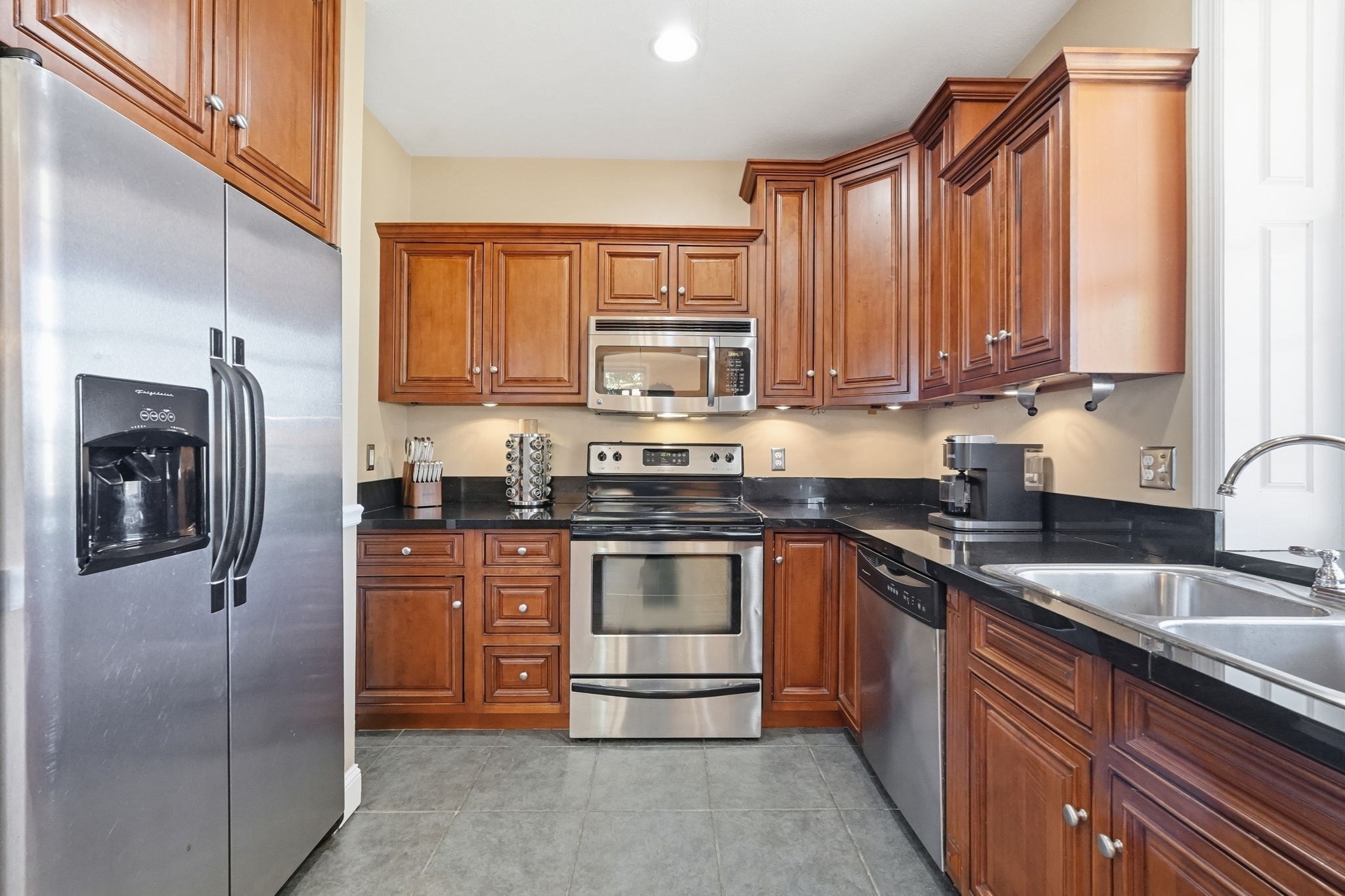 223 Chicopee St Property Photo 4