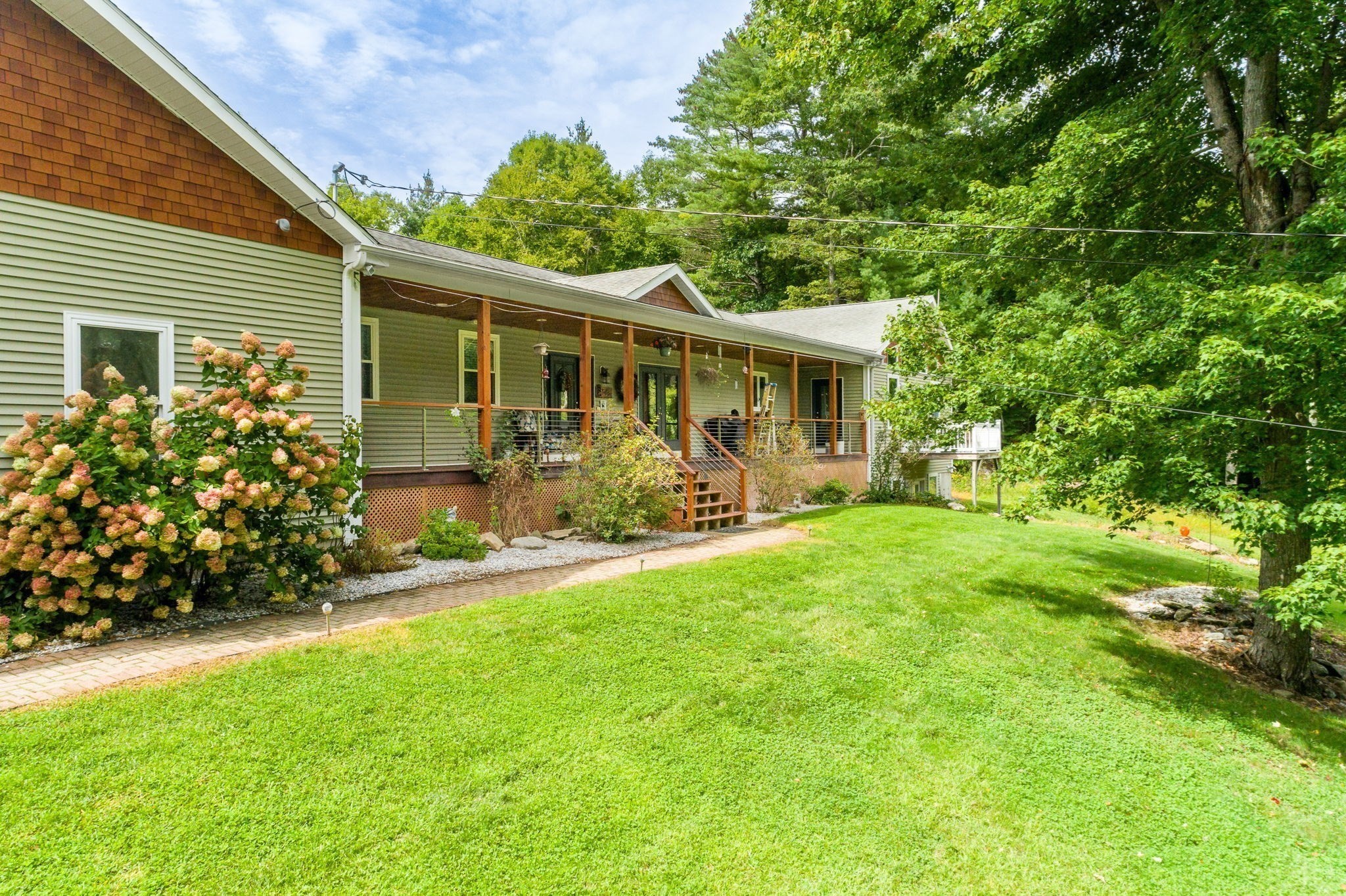 332 Ravenelle Road Property Photo 2