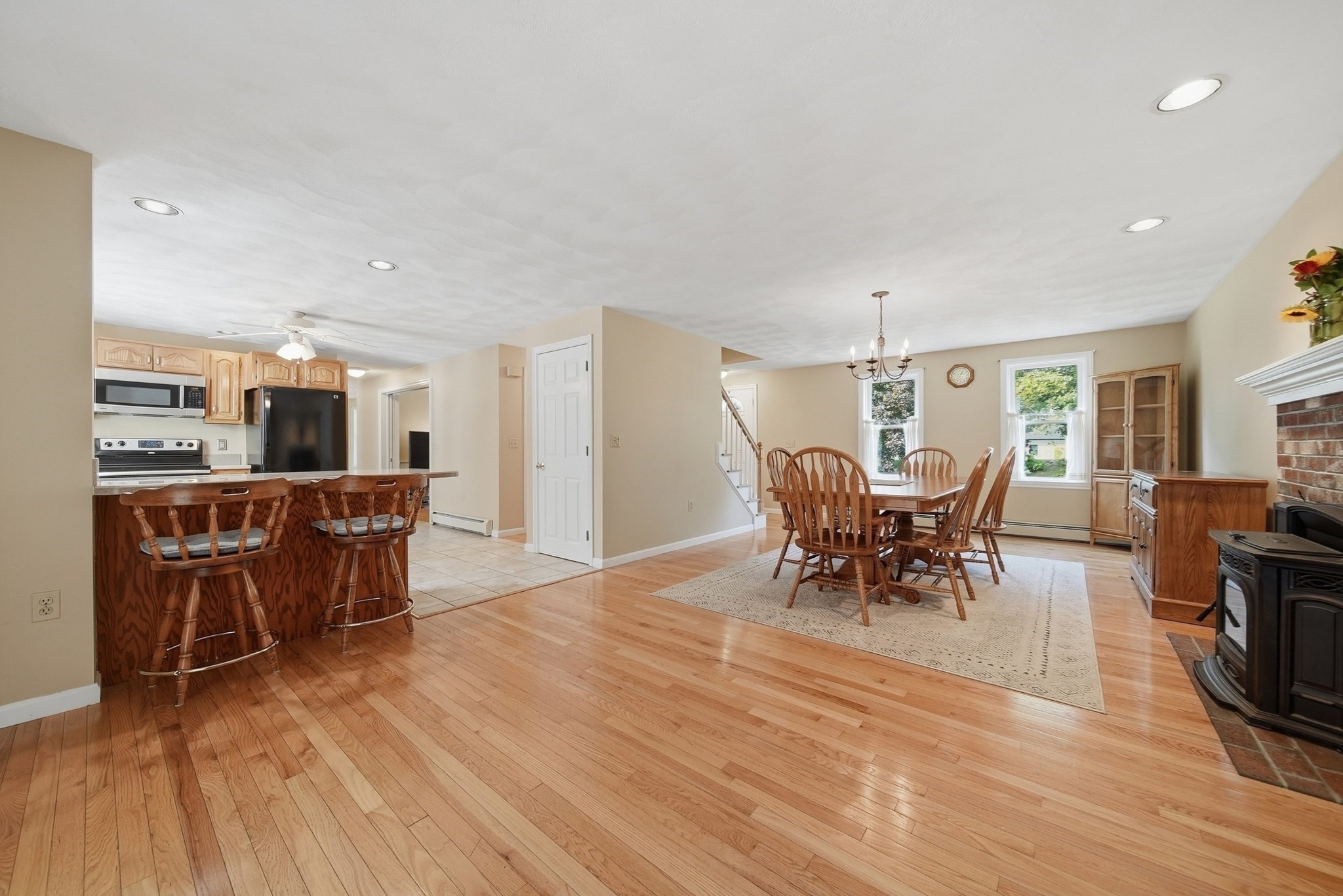 2 Nora Lane Property Photo 16