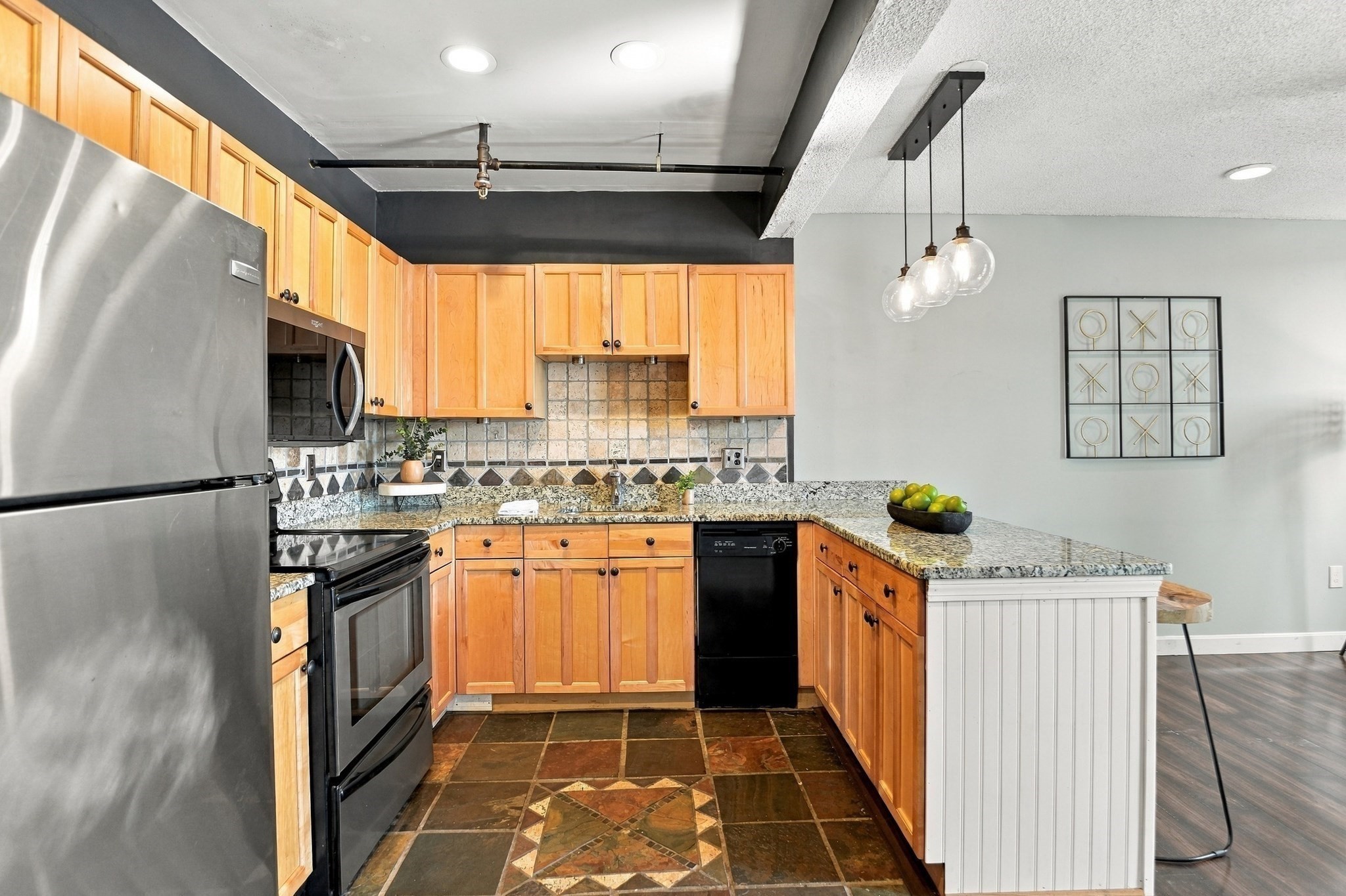 80 Foster Street # 203 Property Photo 6