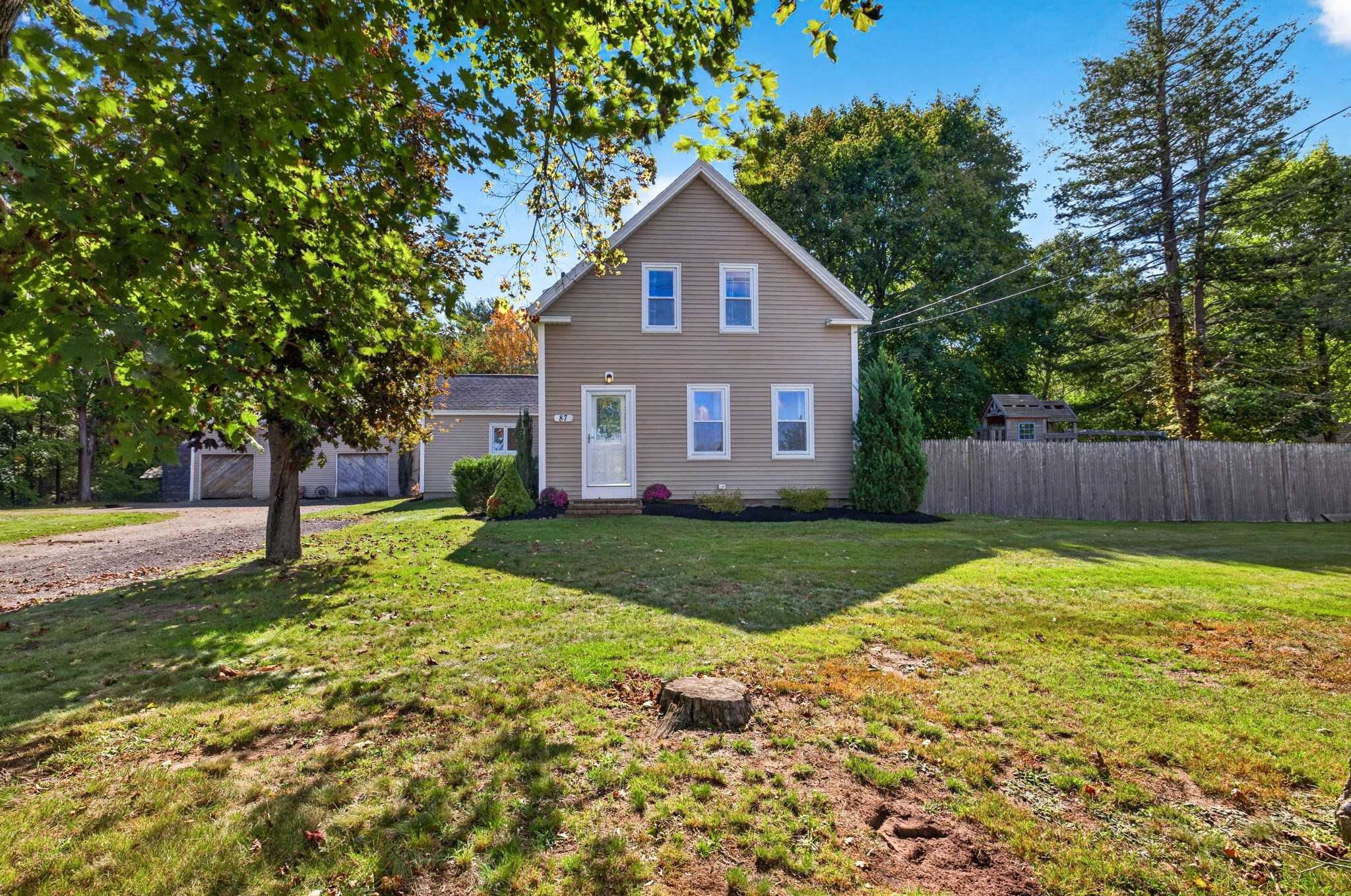 87 River St Property Photo 1