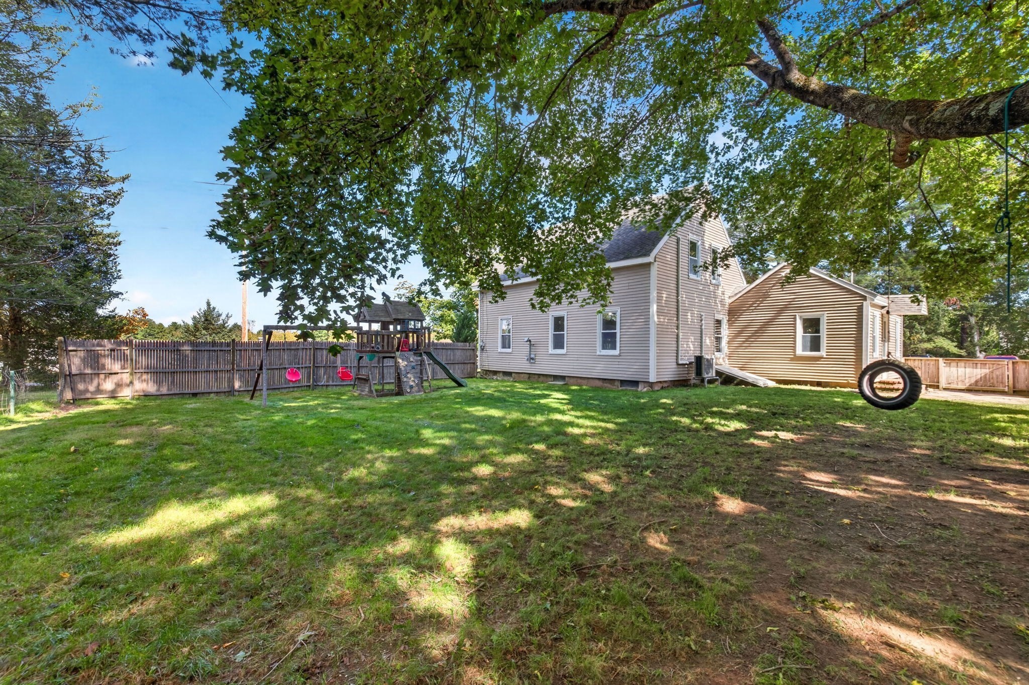 87 River St Property Photo 9