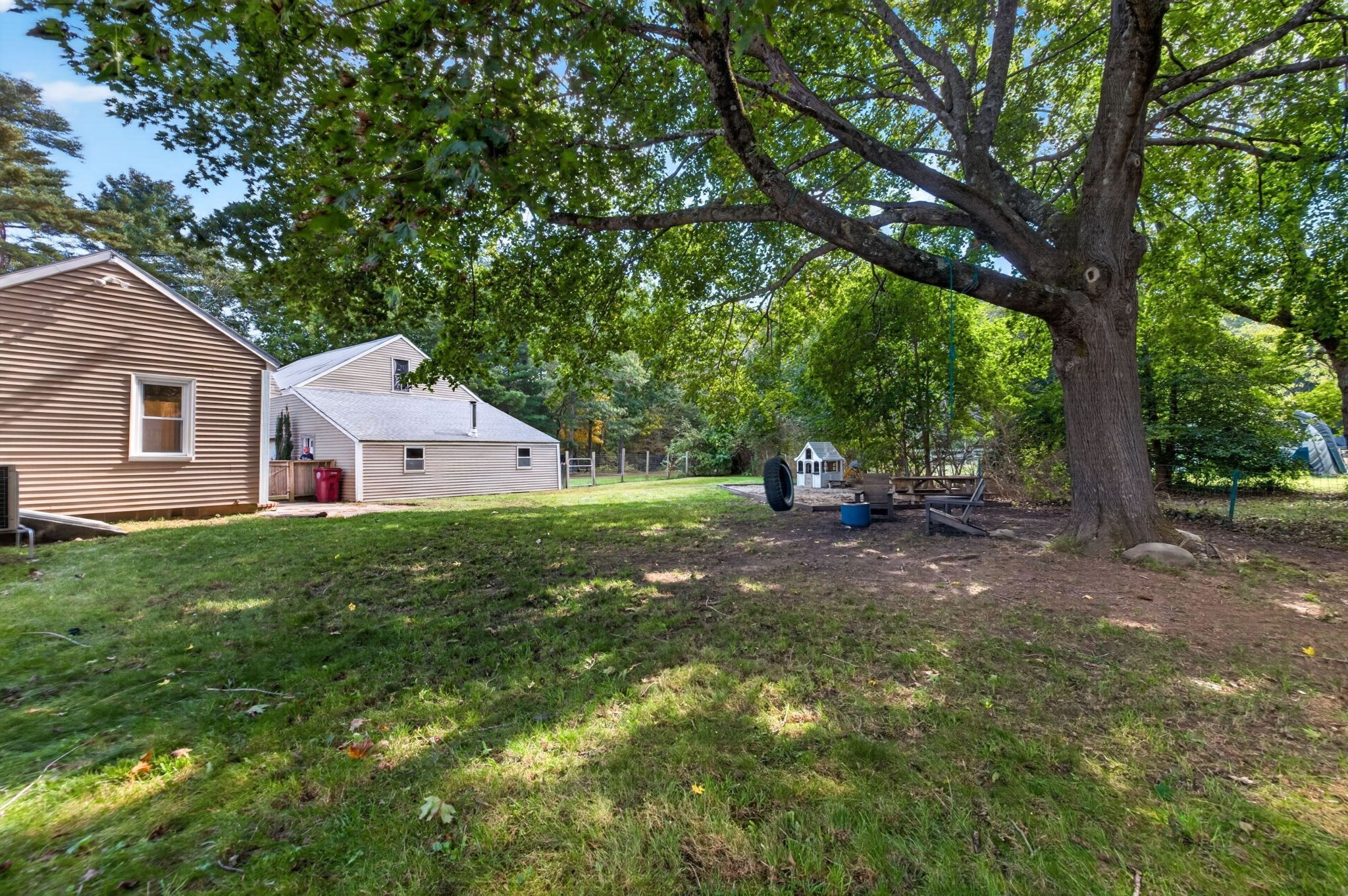 87 River St Property Photo 10