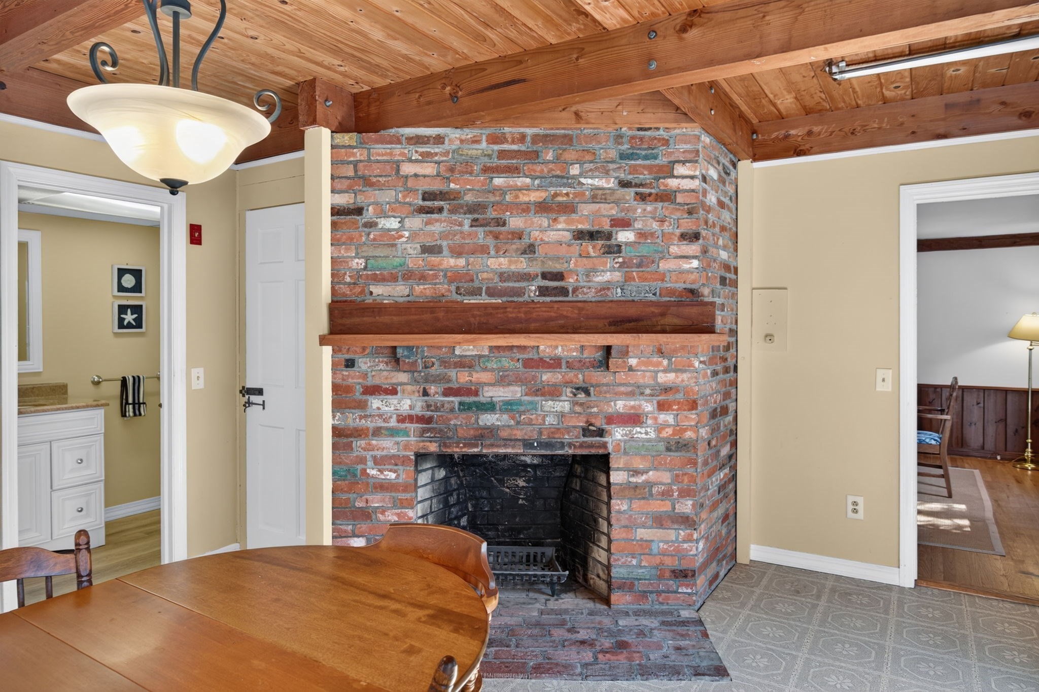 92 Dune Road Property Photo 12