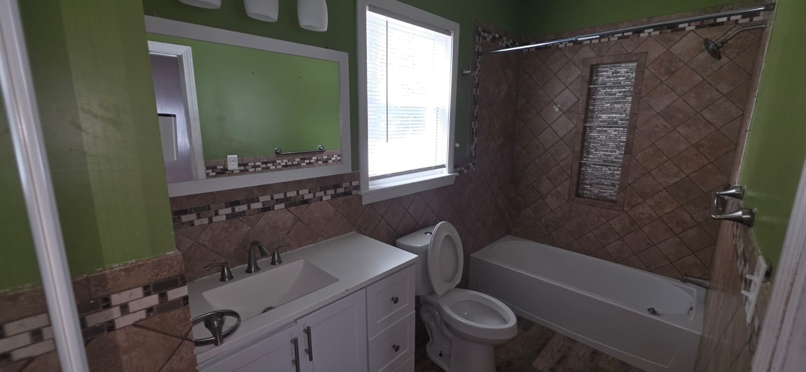 452 N Montello St # 1 Property Photo 1