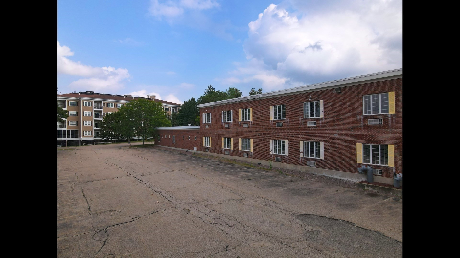 1007 East Property Photo 3