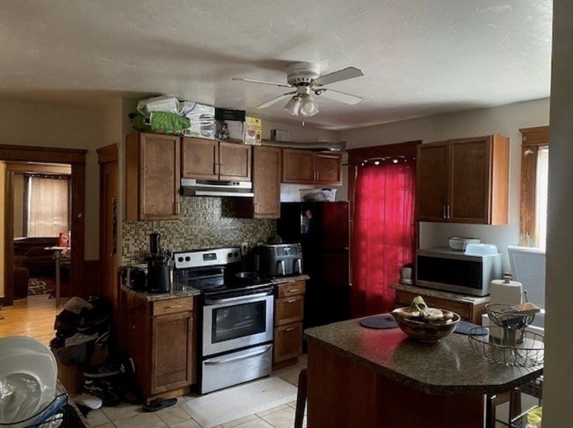 104 Sterling St Property Photo 6