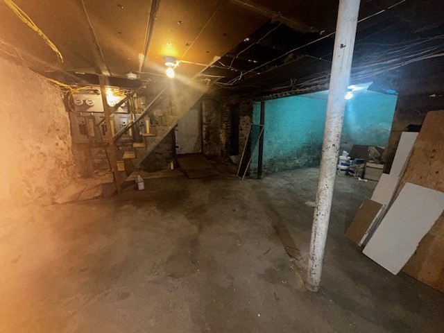 104 Sterling St Property Photo 33