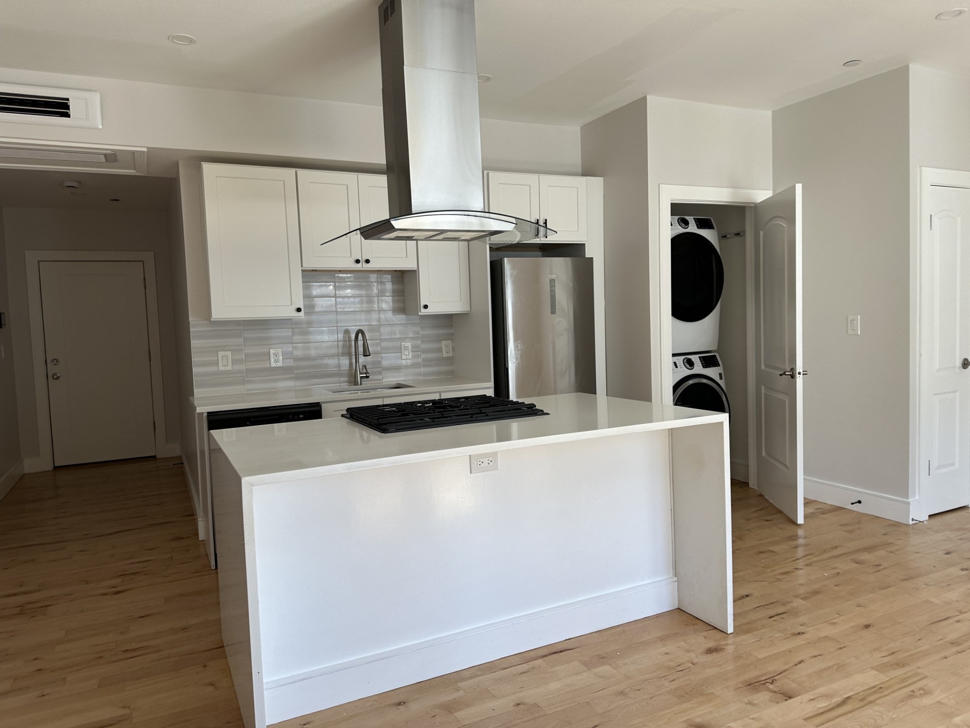 178 Washington # 102 Property Photo 1
