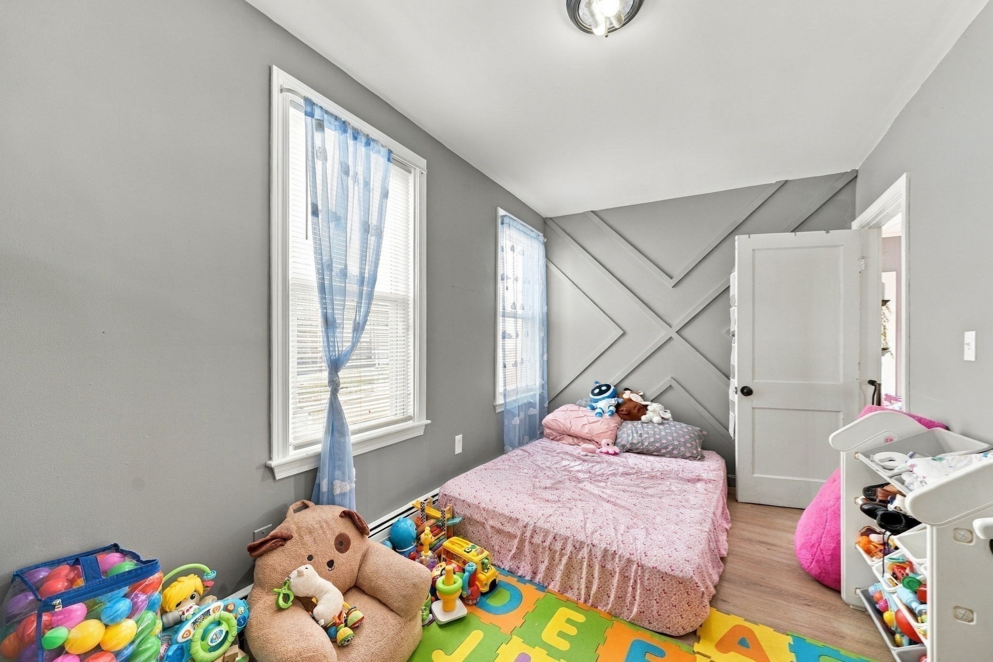 97 Canonicus St Property Photo 8
