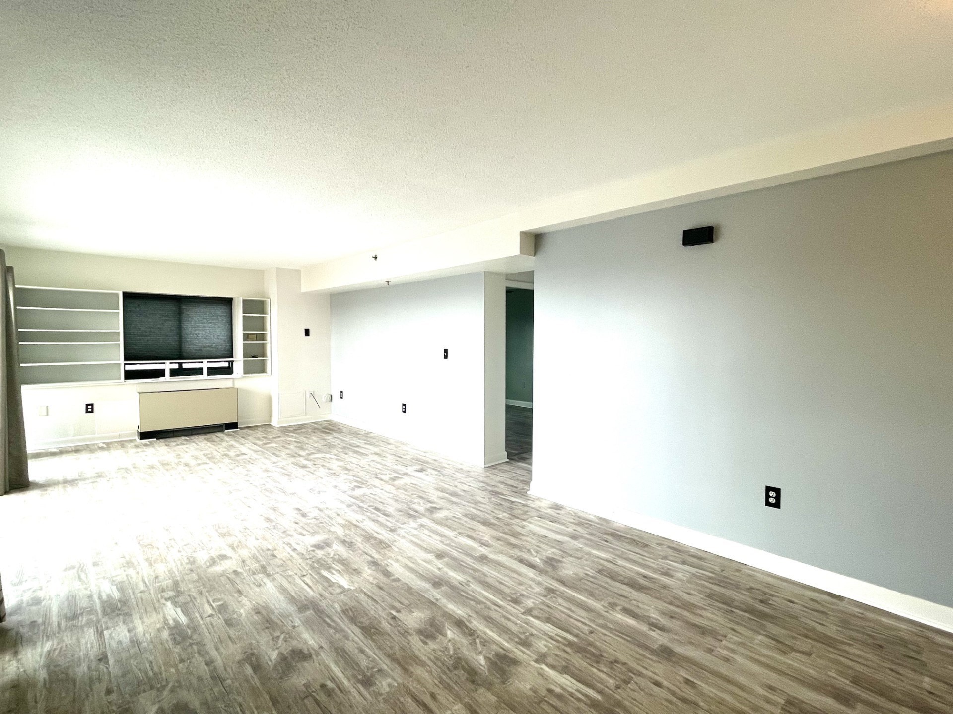 300 Lynn Shore Dr # 603 Property Photo 6