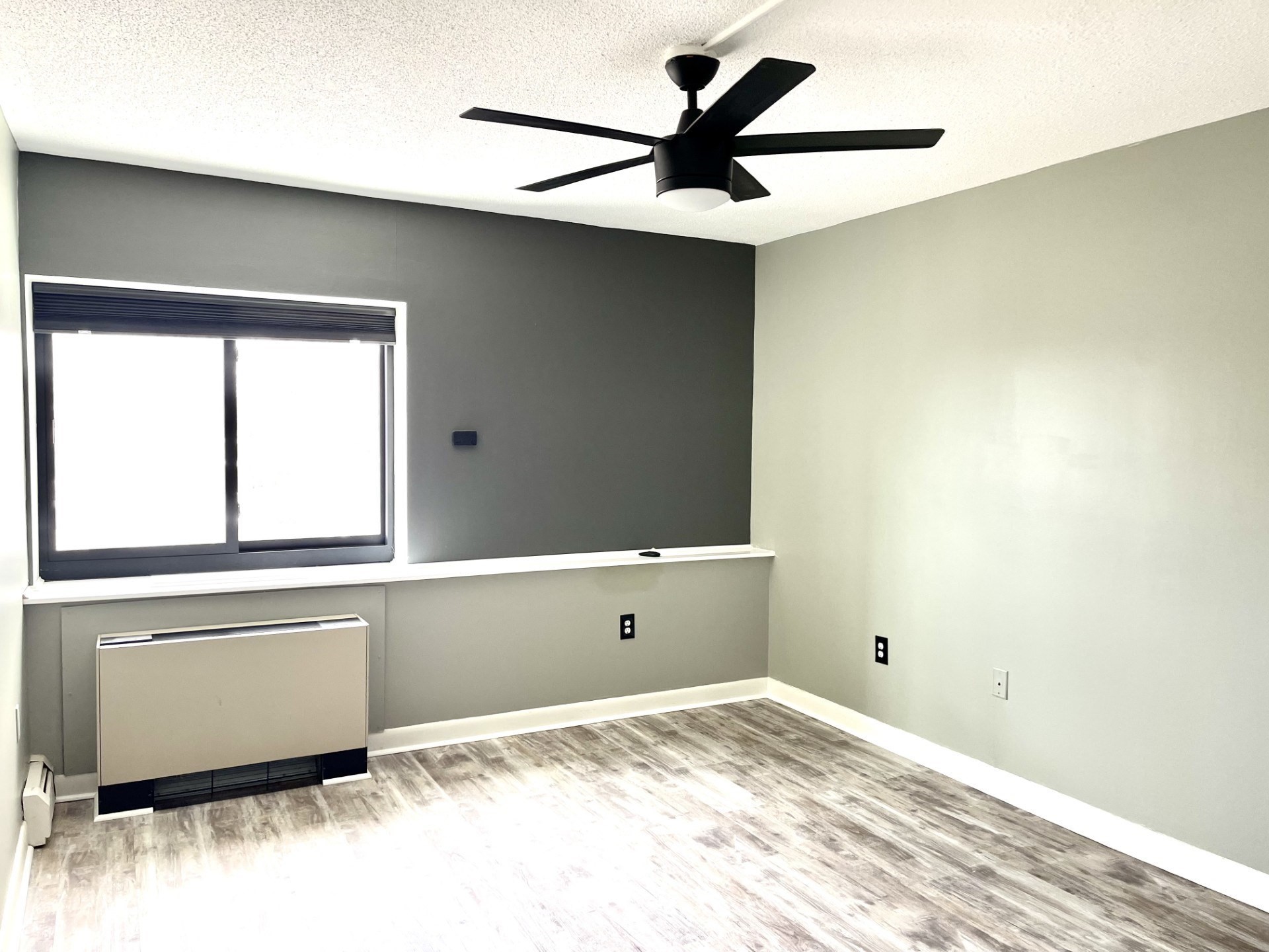 300 Lynn Shore Dr # 603 Property Photo 17