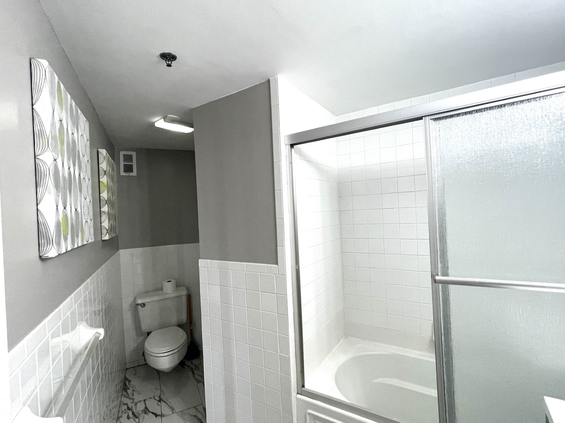 300 Lynn Shore Dr # 603 Property Photo 20