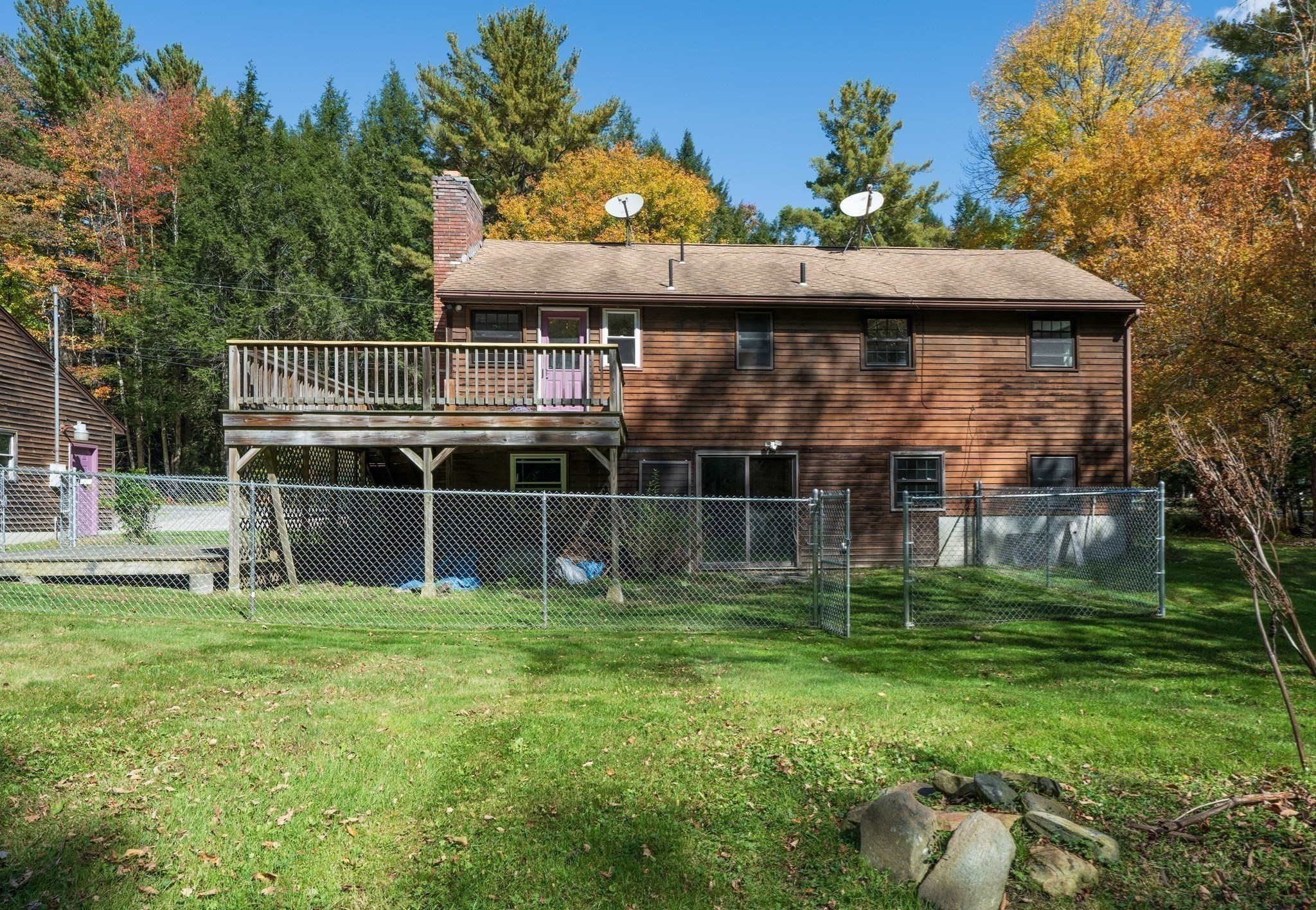 441 Dingle Rd Property Photo 9