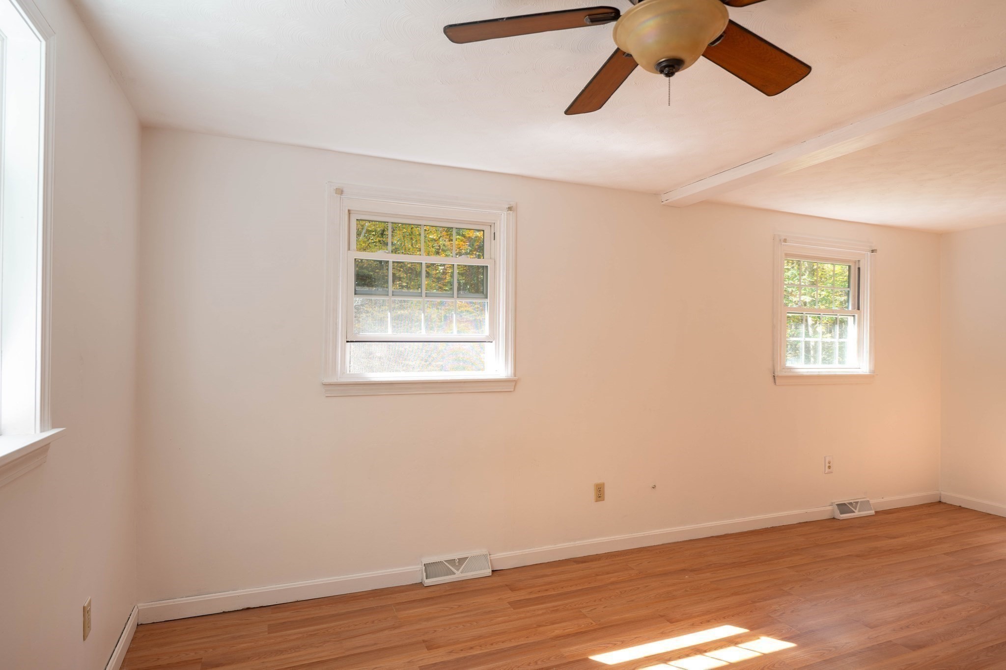 441 Dingle Rd Property Photo 17