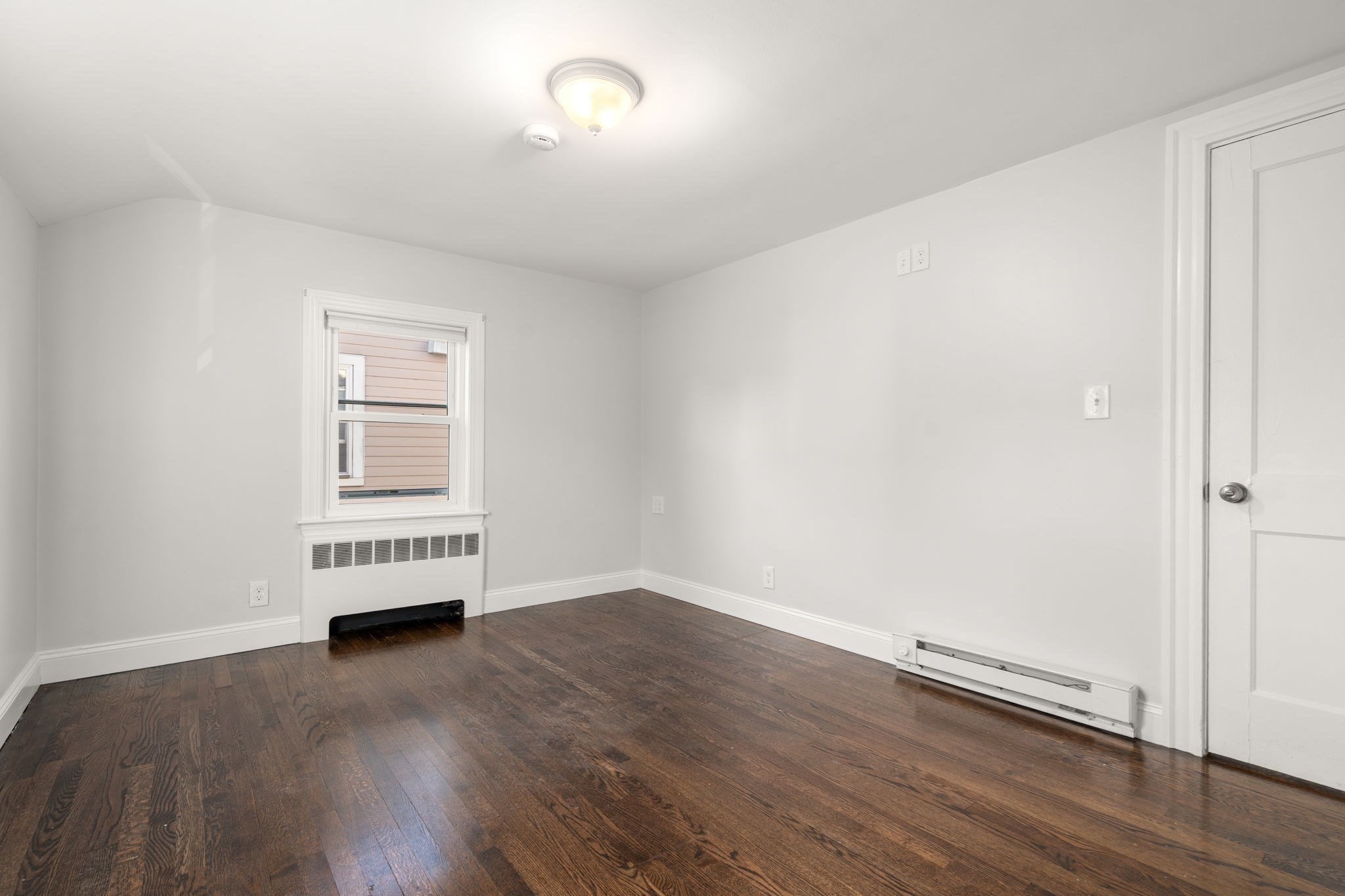 125 Thacher Property Photo 12