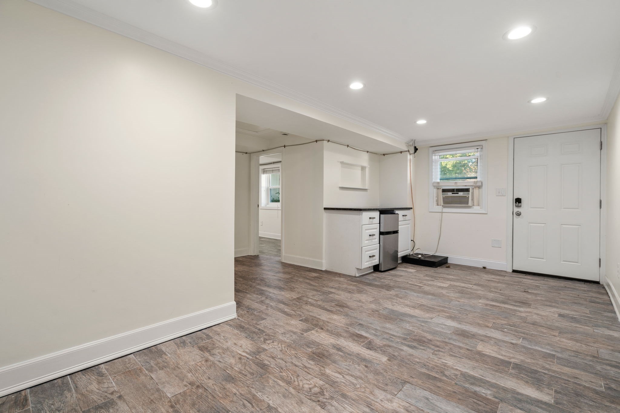 125 Thacher Property Photo 16