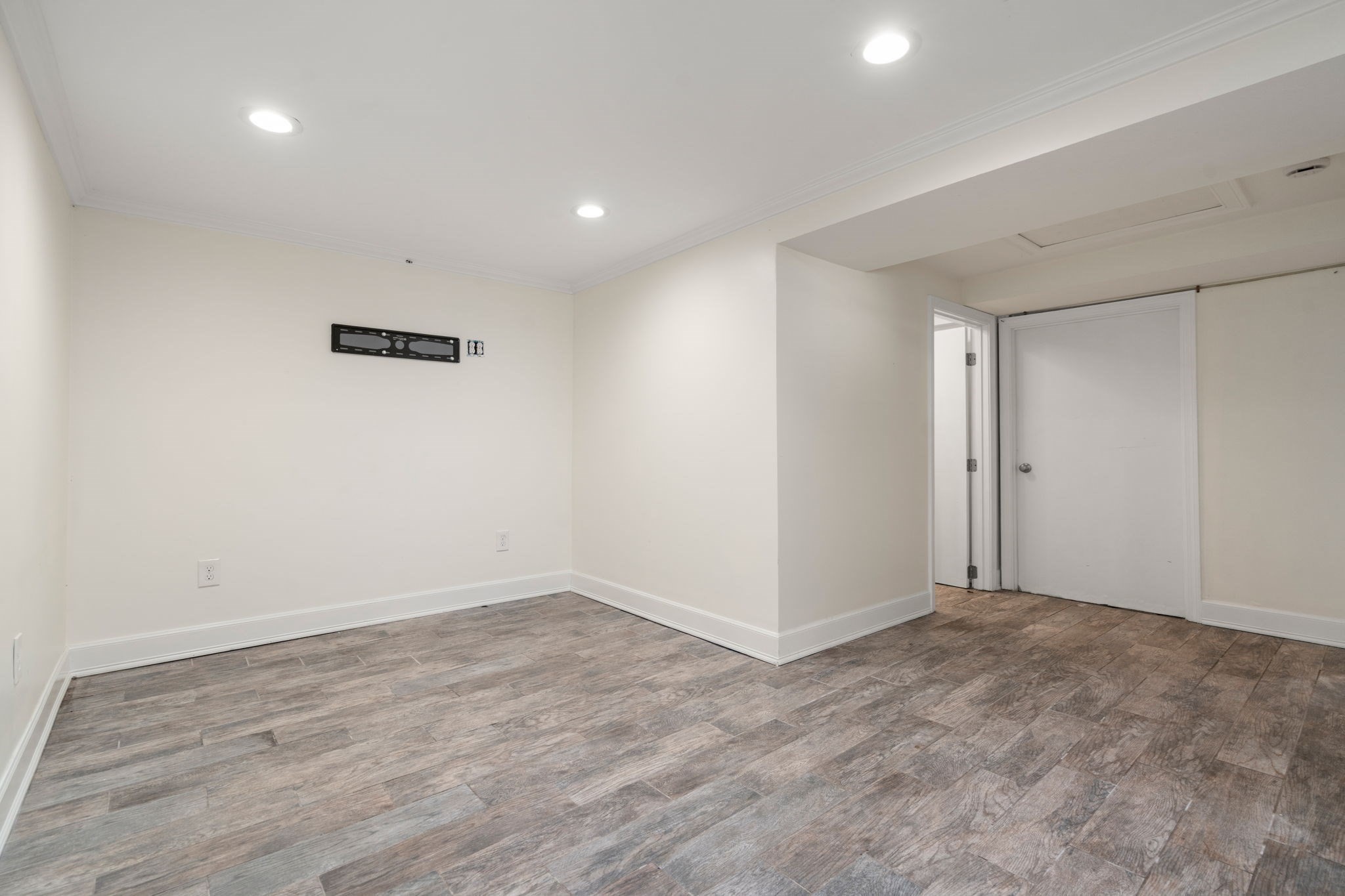 125 Thacher Property Photo 19