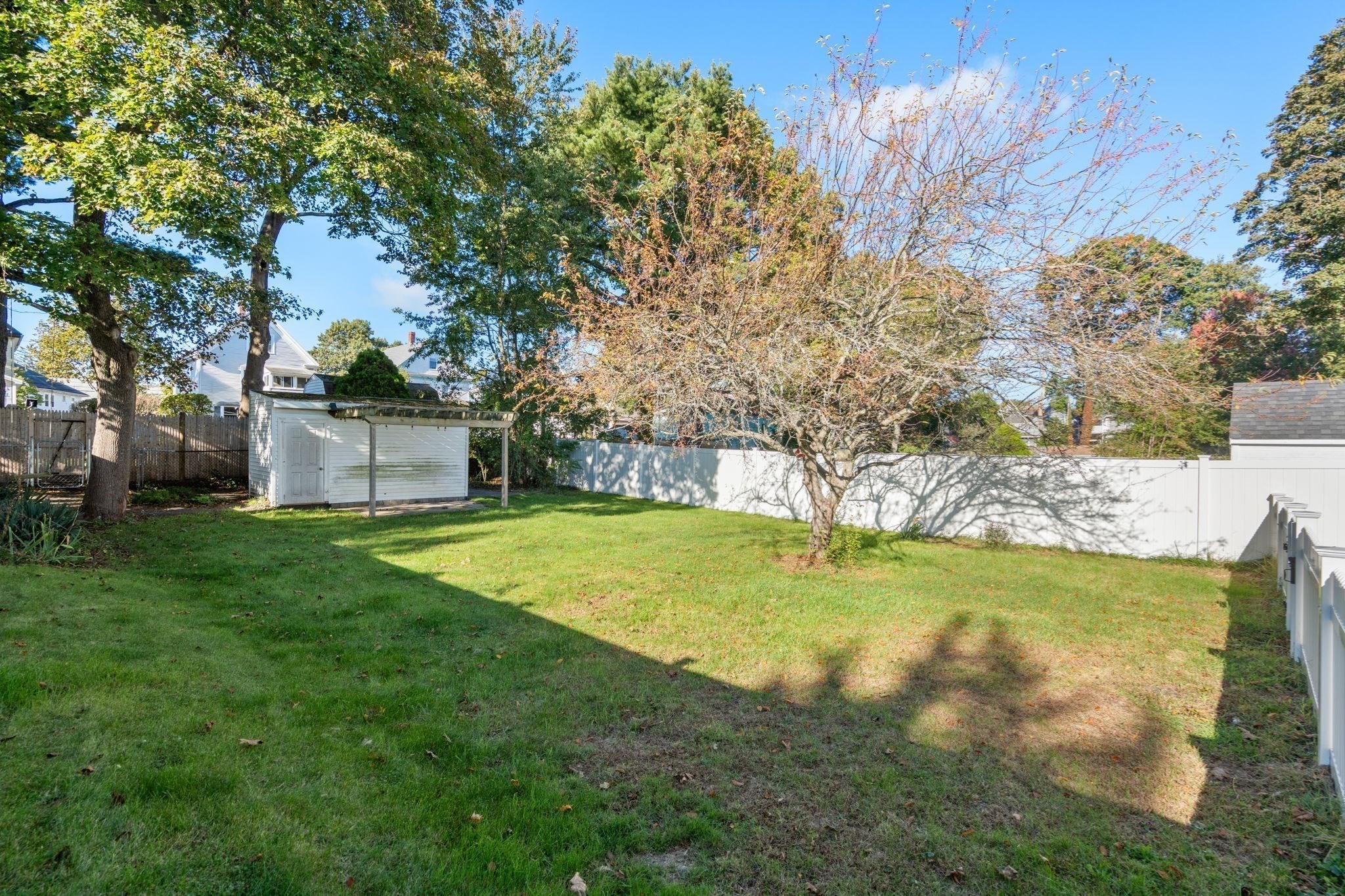 125 Thacher Property Photo 23