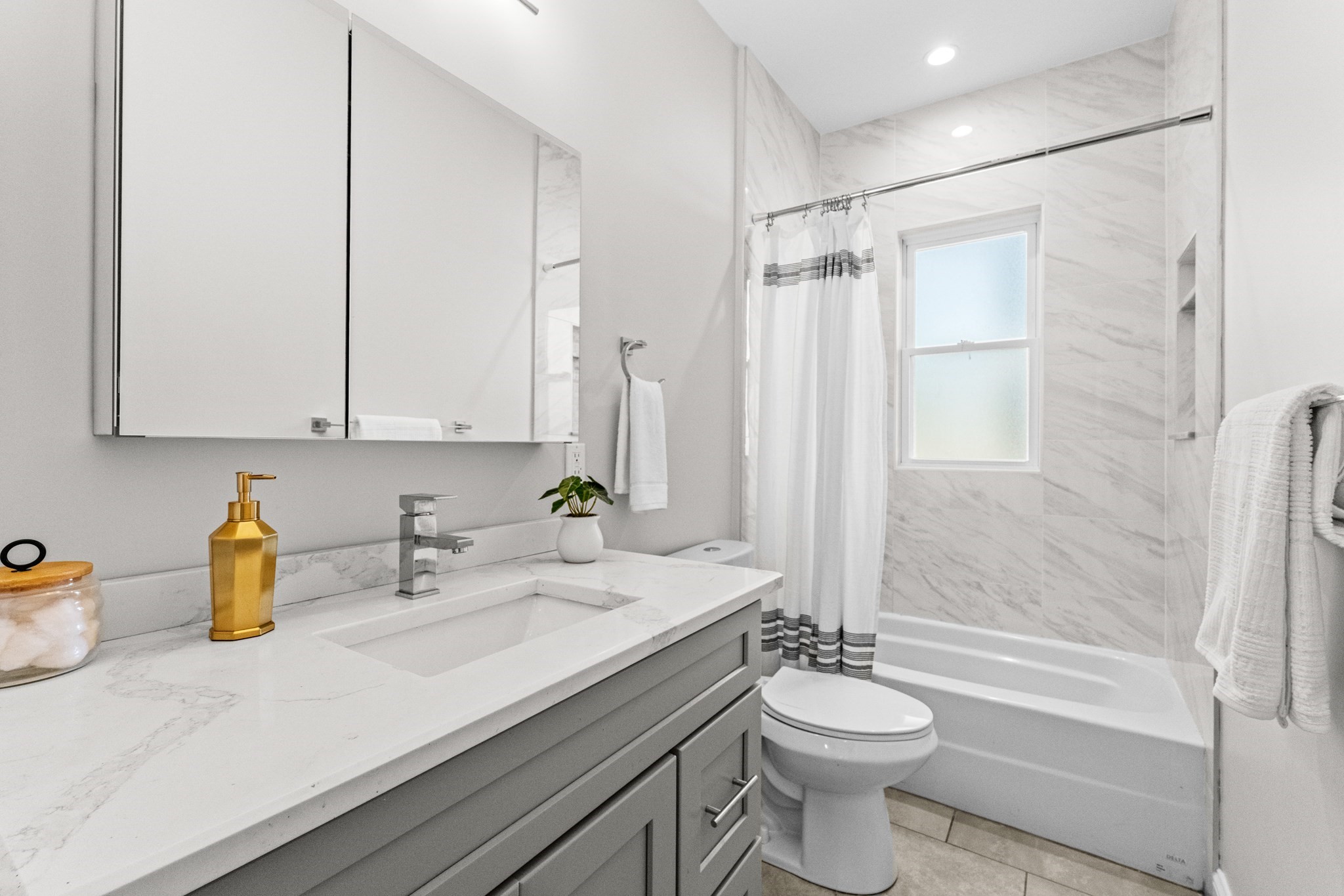 14 Marie St # 3 Property Photo 11