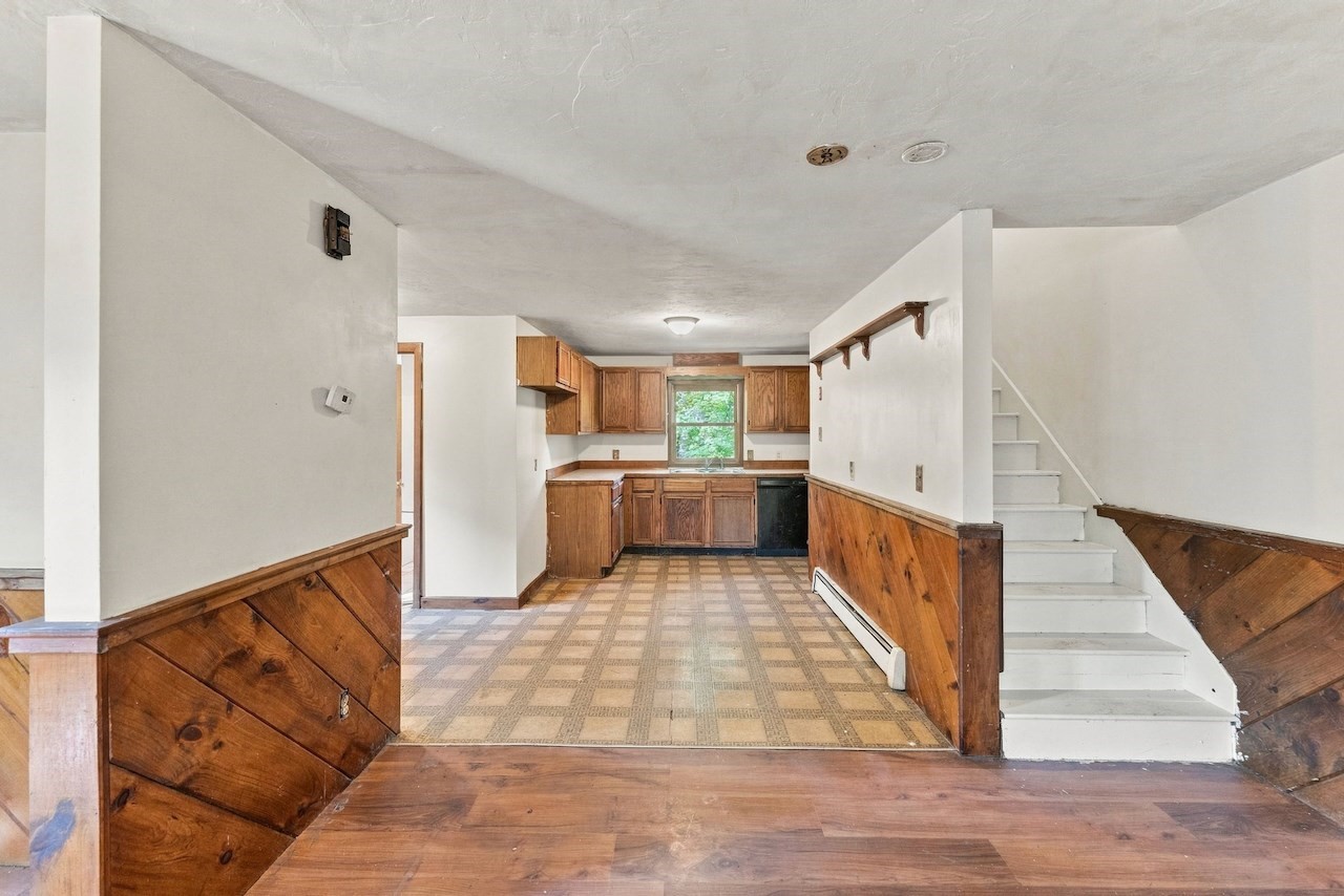 69 Lake Ave Property Photo 8