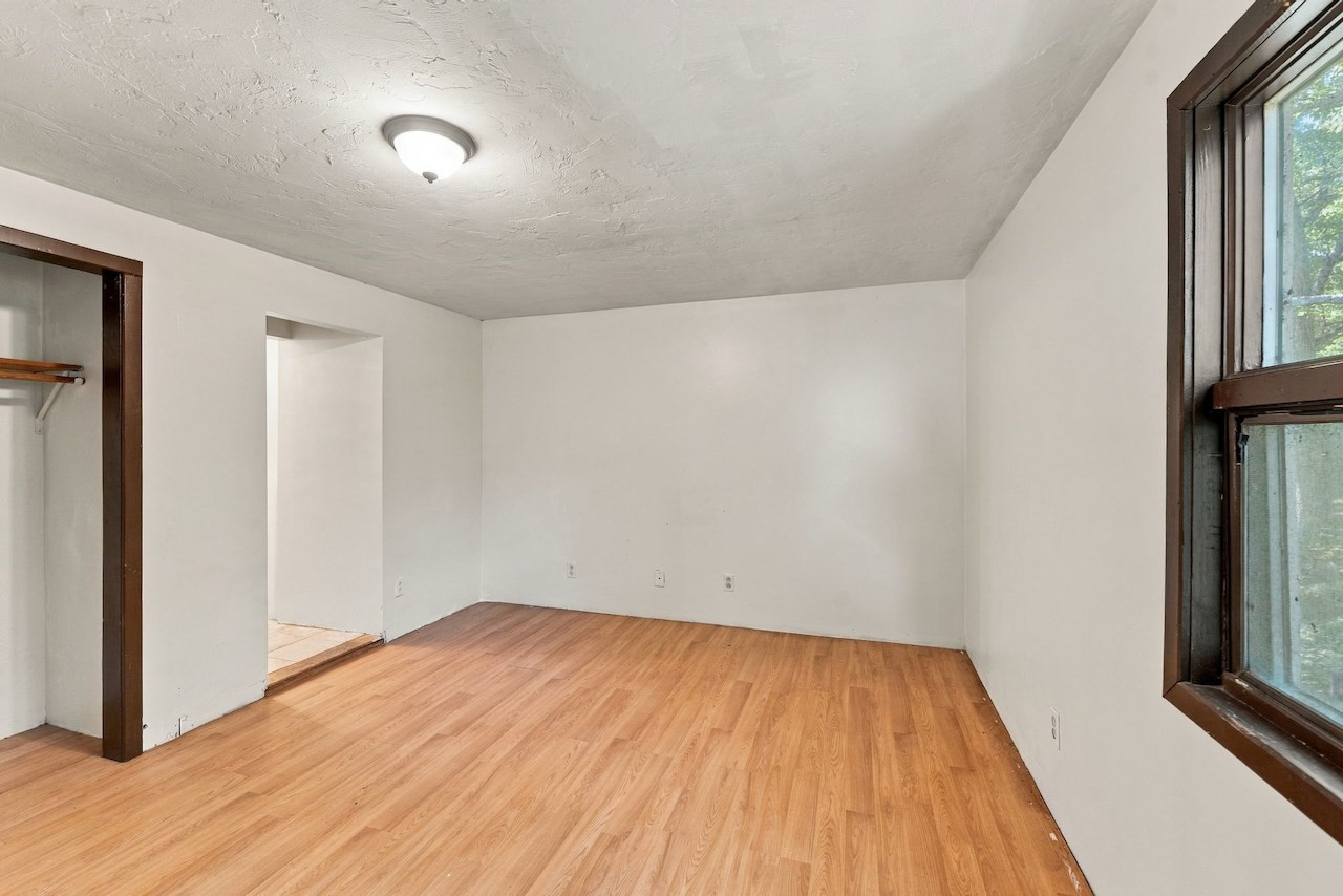 69 Lake Ave Property Photo 19