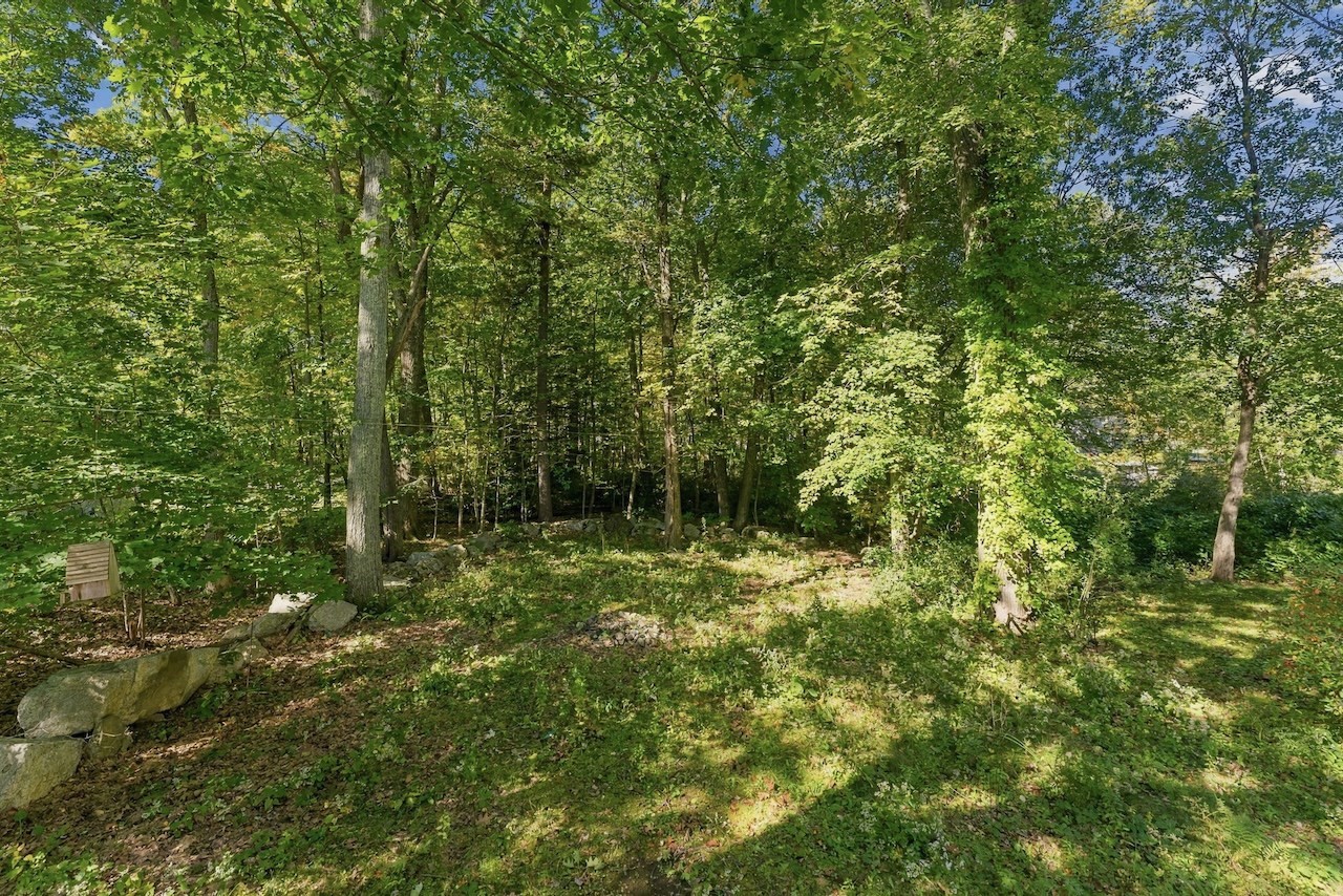 69 Lake Ave Property Photo 33