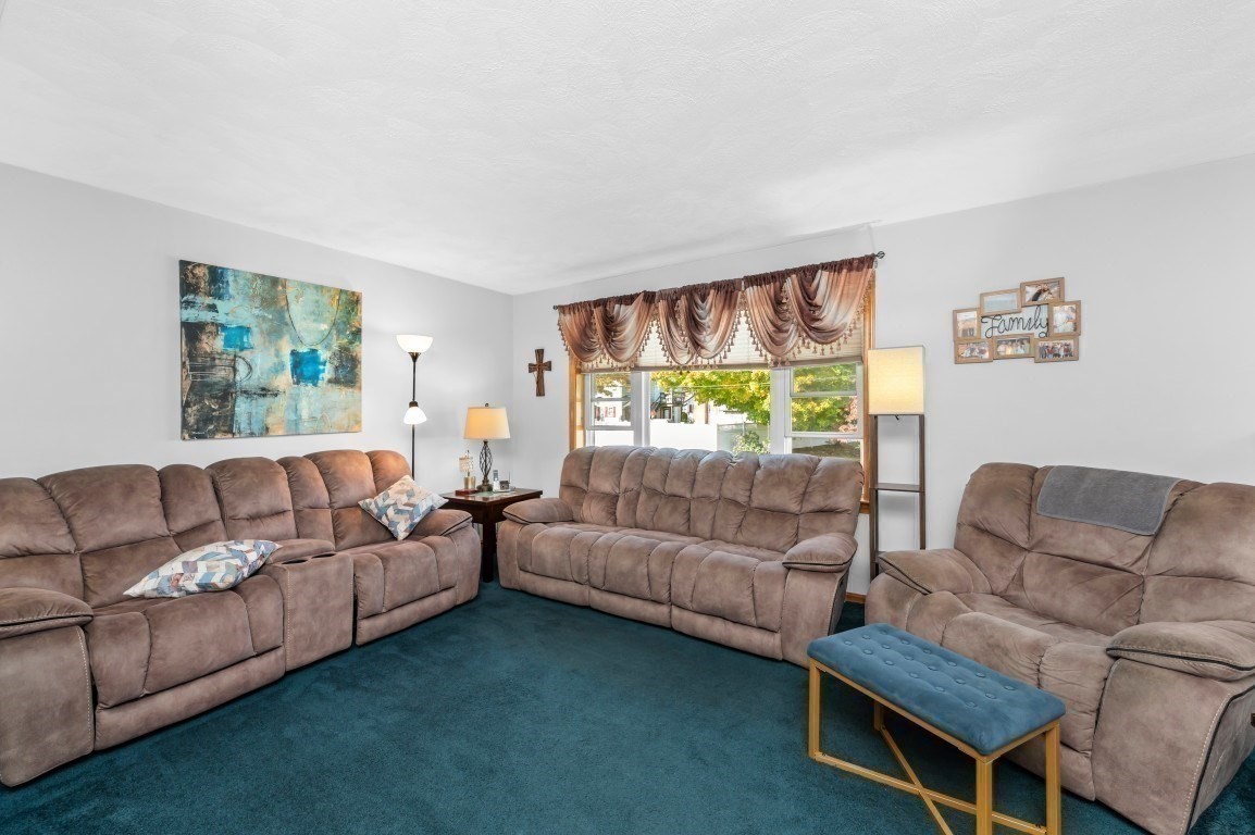 3 Gatta Cir Property Photo 12