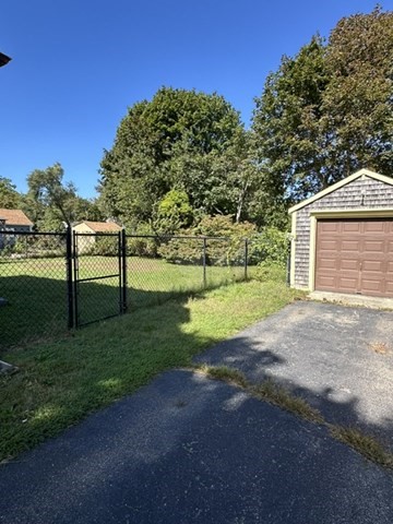 12 Stevens Street Property Photo 5
